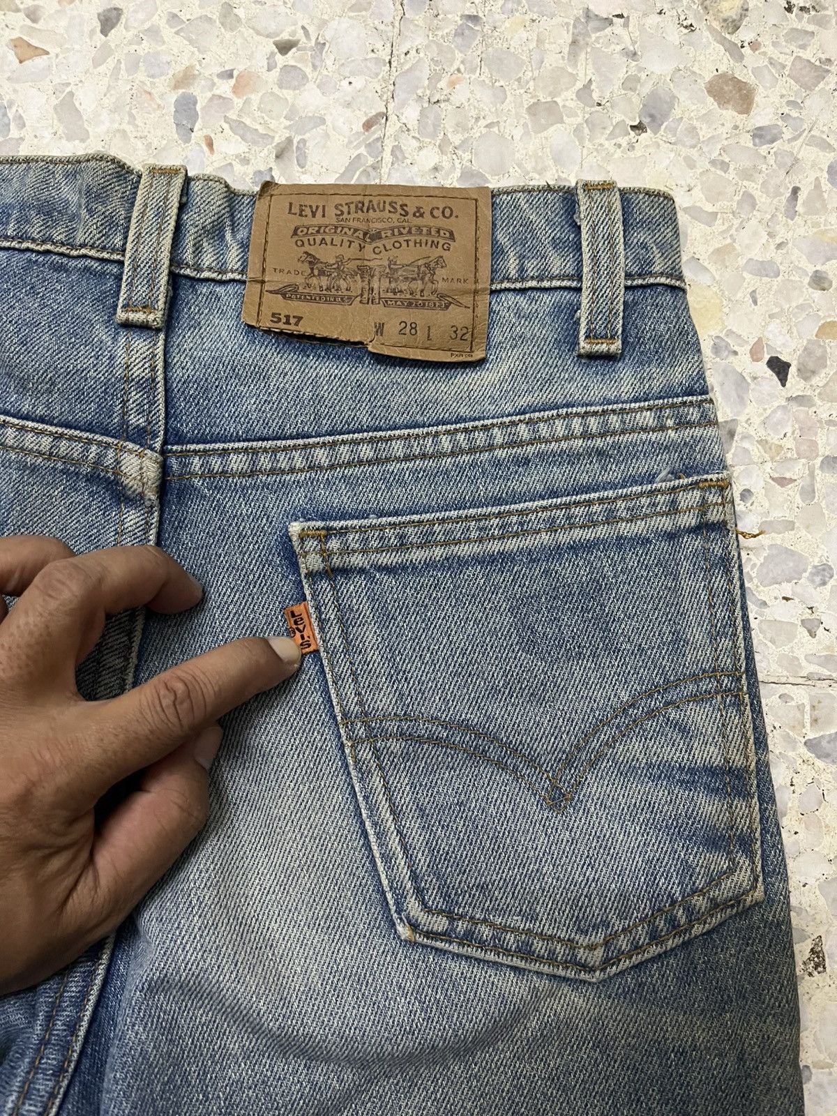 Levi's Vintage 90s Levi’s 517 distressed denim bootcut Size US 28 / EU 44 - 5 Thumbnail