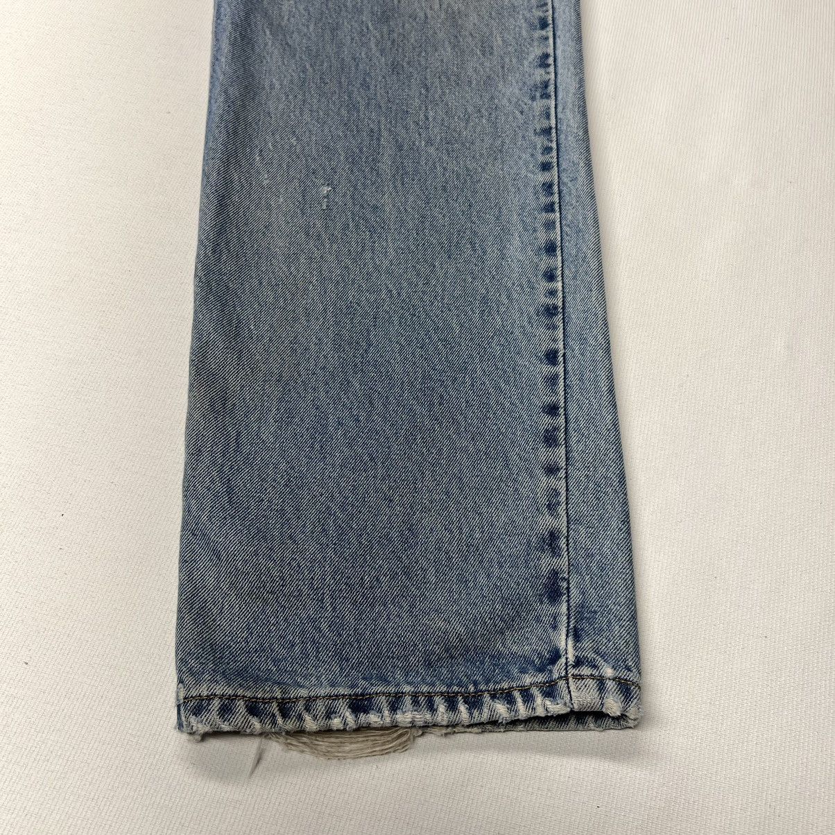 Levi's × Vintage VTG Levis 550 Jeans Blue Relaxed Fit Baggy Distressed Size US 34 / EU 50 - 2 Thumbnail