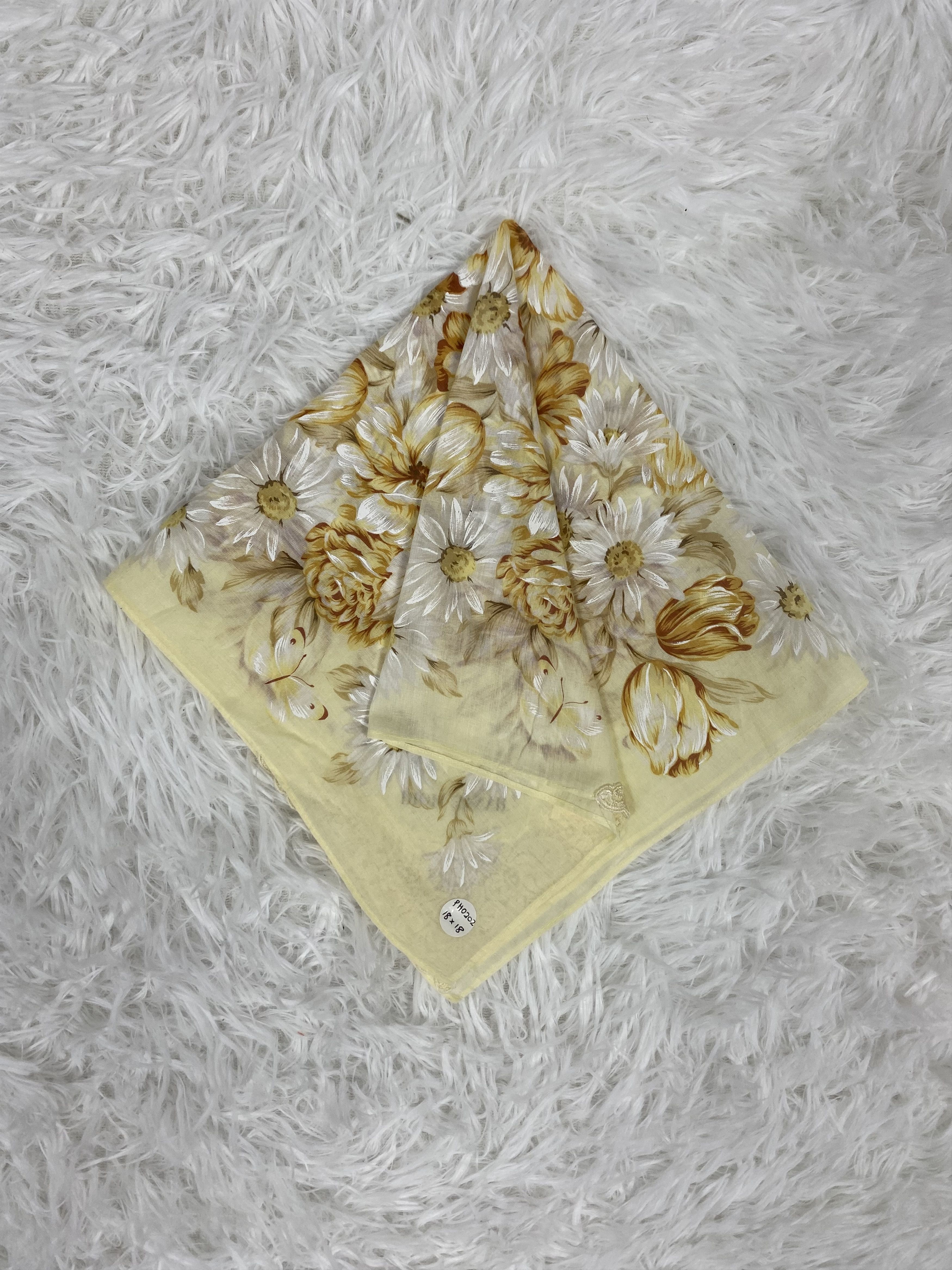 Hanae Mori × Vintage Vintage Hanae Mori Handkerchief Neckerchief PH0202 Size ONE SIZE - 1 Thumbnail