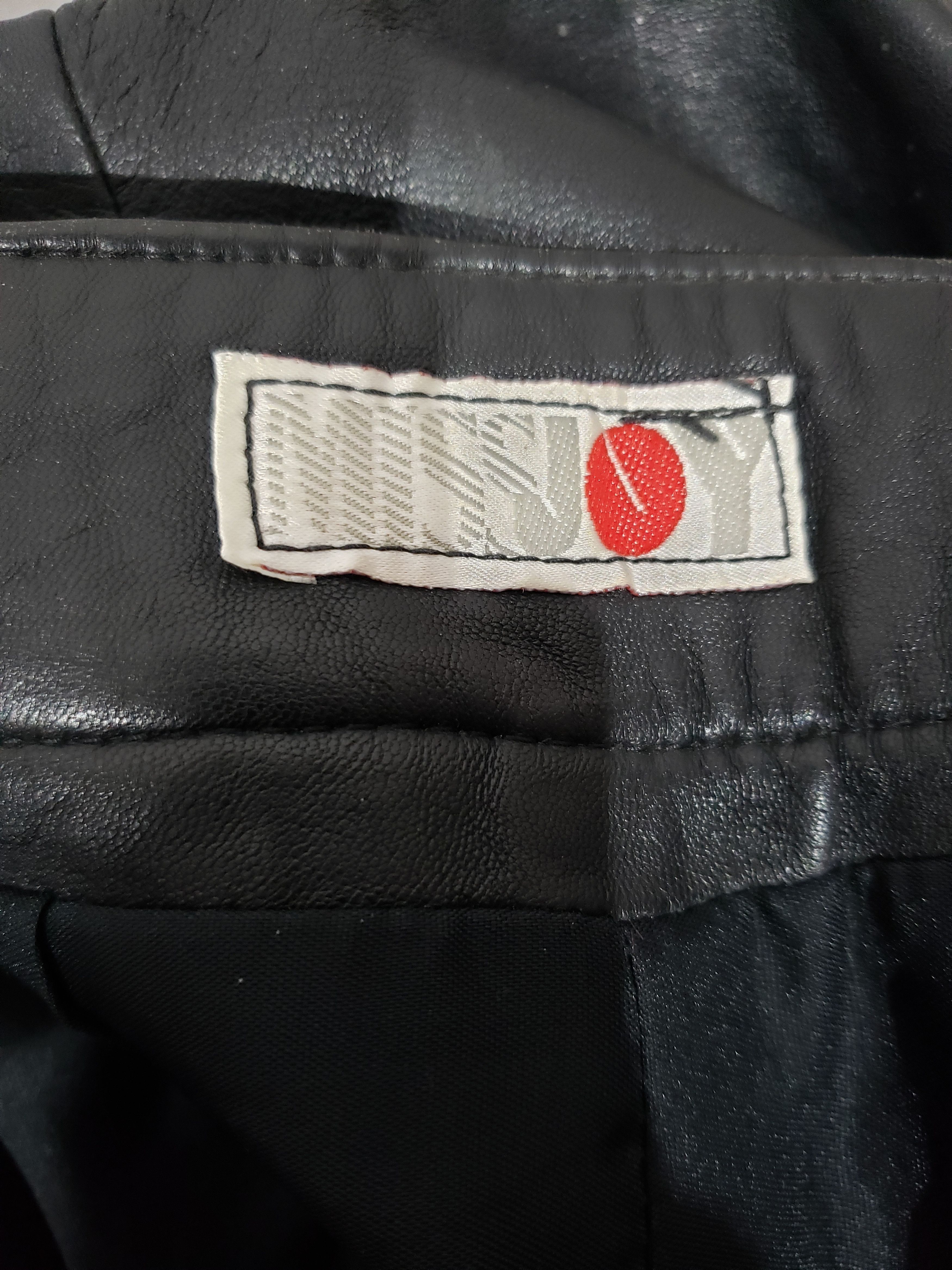 Genuine Leather Stylish black leather women's shorts with pockets. Size 25" / US 0 / IT 36 - 9 Thumbnail