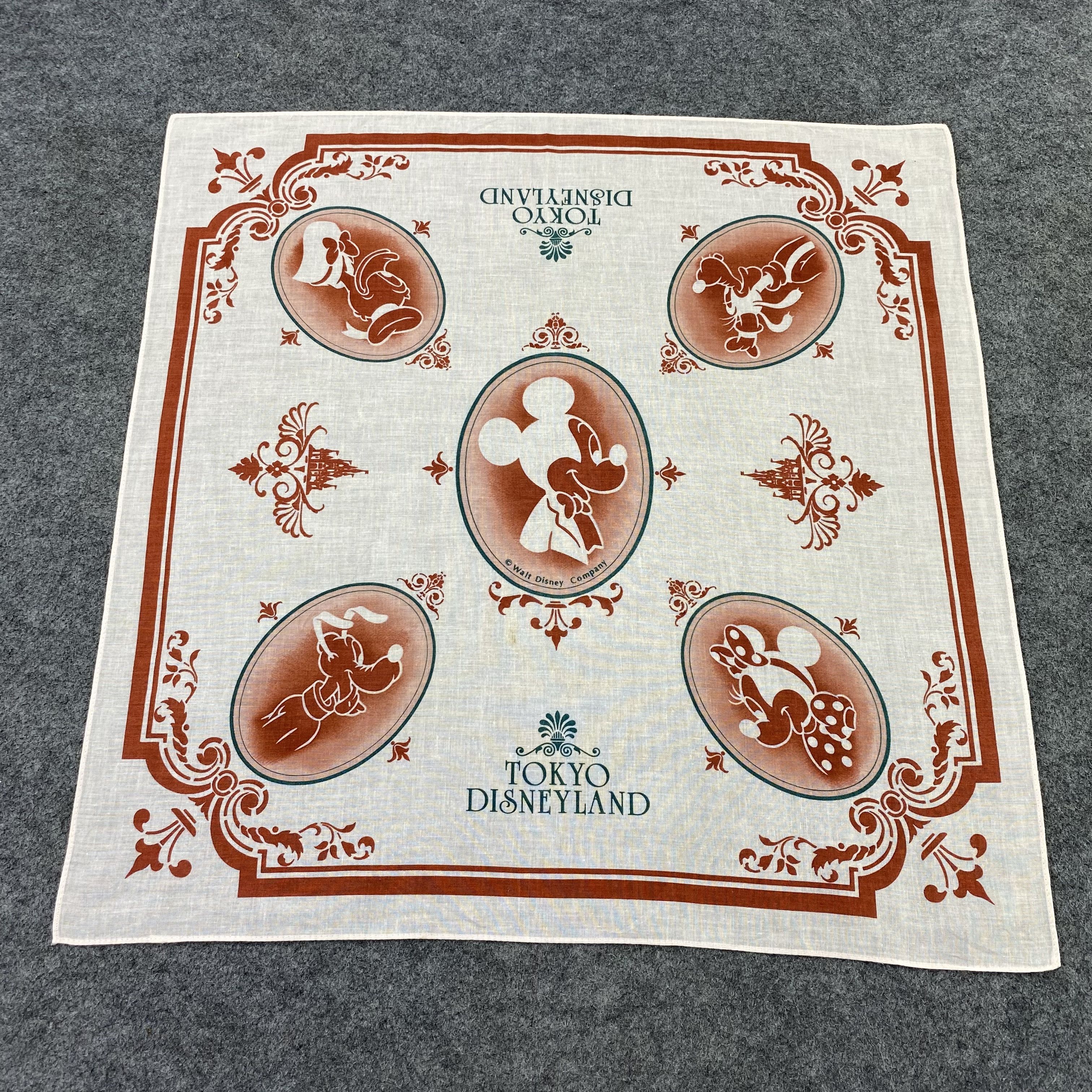 Anime × Disney Tokyo Disneyland Handkerchief Cartoon Mickey mouse-B1413 Size ONE SIZE - 1 Thumbnail