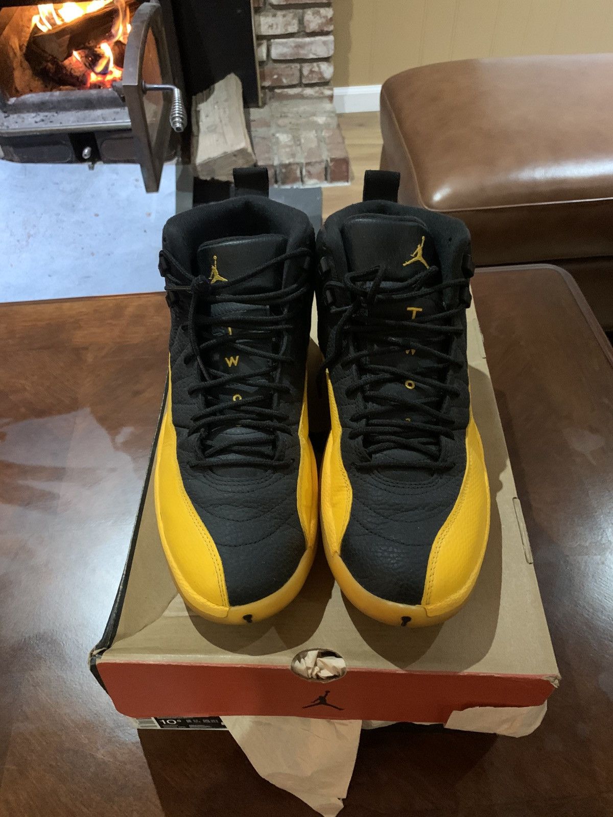 Jordan Brand Jordan 12 Retro University Gold/Black Size US 10.5 / EU 43-44 - 1 Thumbnail