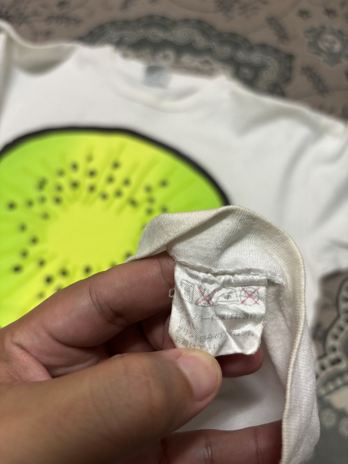 Vintage ‼️RARE‼️VINTAGE 90S GRAVITY GRAPHICS “KIWI FRUIT” TSHIRT TEE💥 Size US L / EU 52-54 / 3 - 12 Thumbnail