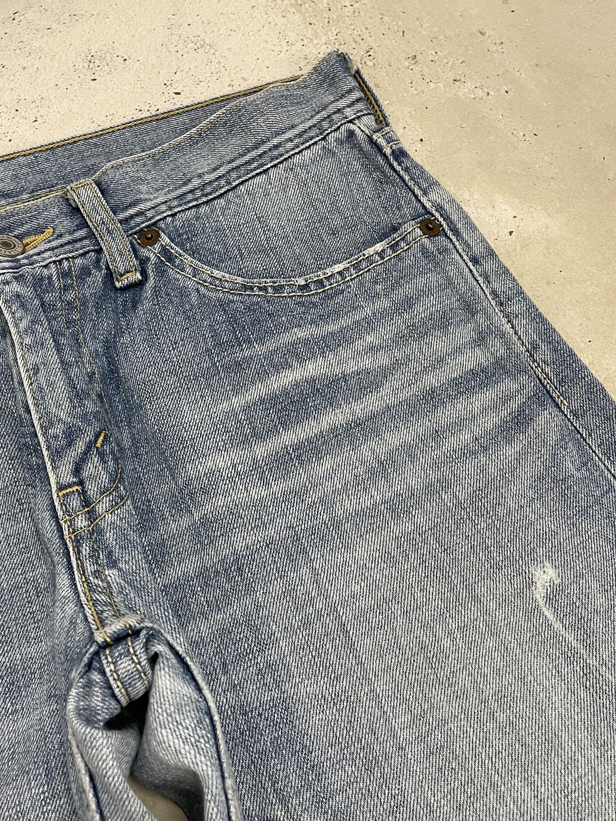 Levi's Levis 533 Distressed Clawmark Different Pocket Denim (AD3) Size US 30 / EU 46 - 10 Thumbnail