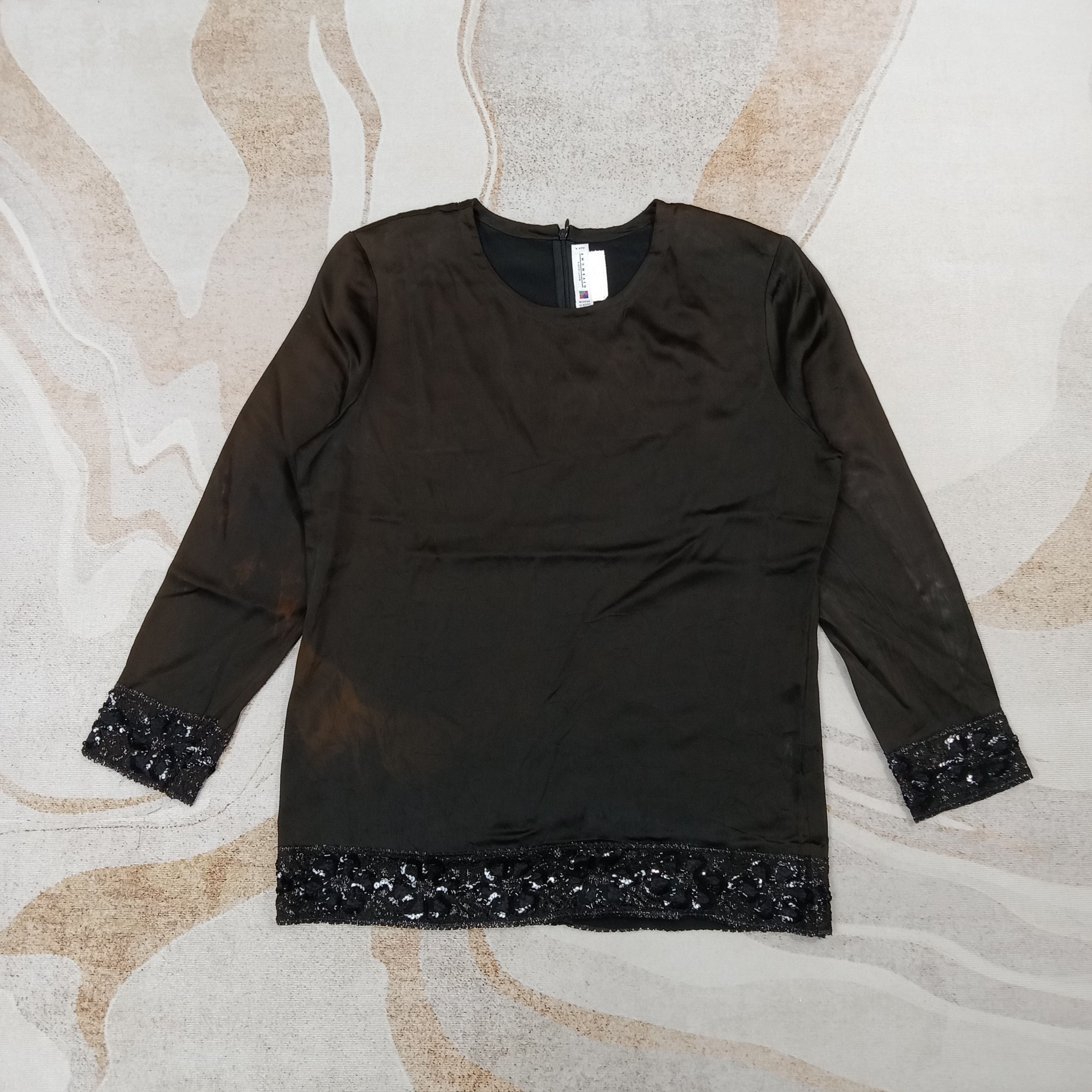 Givenchy Givenchy Women's Satin Tshirt C267N3 Size M / US 6-8 / IT 42-44 - 1 Thumbnail