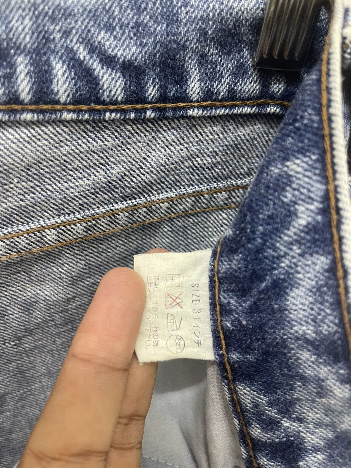 Levi's Vintage Clothing Rare Vintage LEVIS Big E Made in Japan Acid Washed Size US 31 - 15 Thumbnail