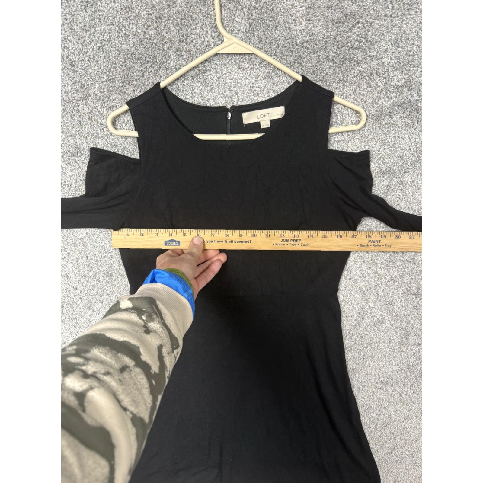 Loft LOFT Dress Petite 6P Black Cold Shoulder LBD Business Casual Minimalist Cocktail Women Size M / US 6-8 / IT 42-44 - 3 Thumbnail