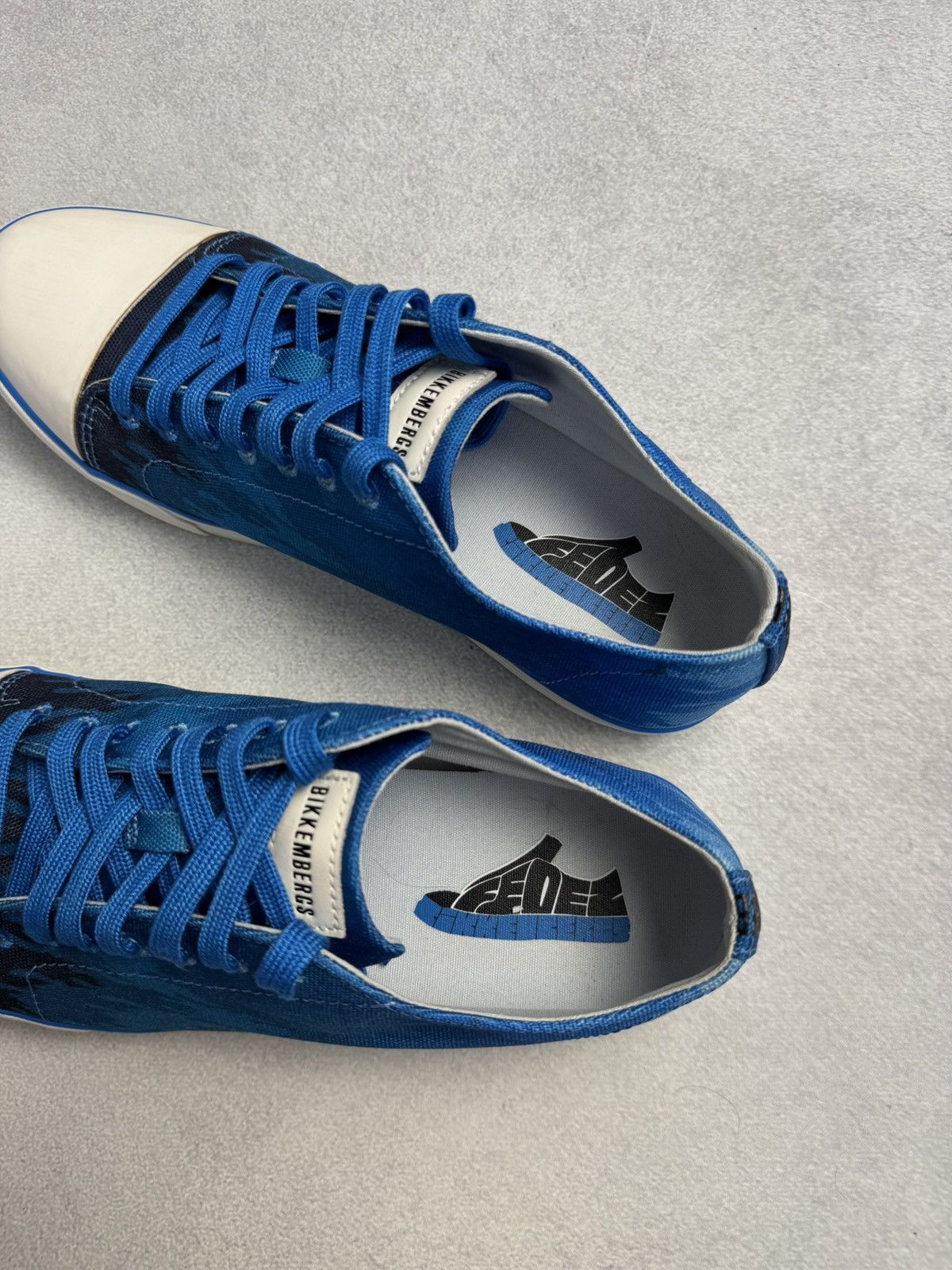 Dirk Bikkembergs Dirk Bikkembergs X Fedez Farnell Sneakers blue canvas US9,5 Size US 9.5 / EU 42-43 - 12 Thumbnail