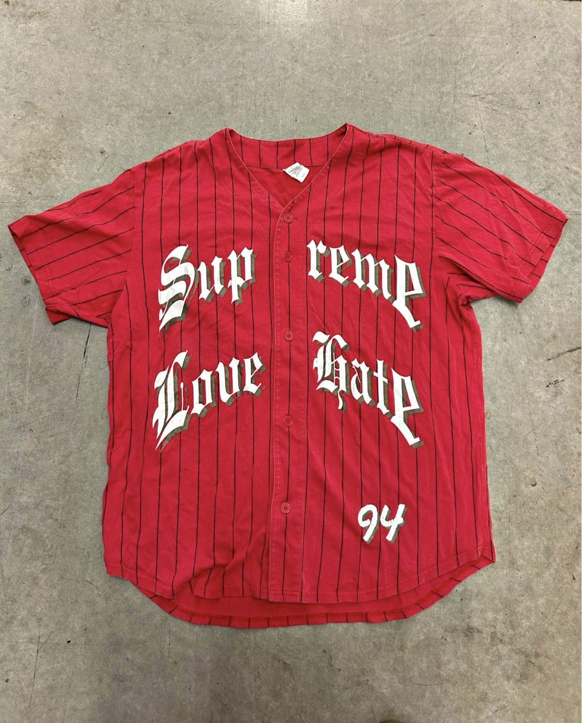 Supreme Red Supreme 2019 Love Hate Baseball Jersey Size Large FW19 Size US L / EU 52-54 / 3 - 1 Thumbnail