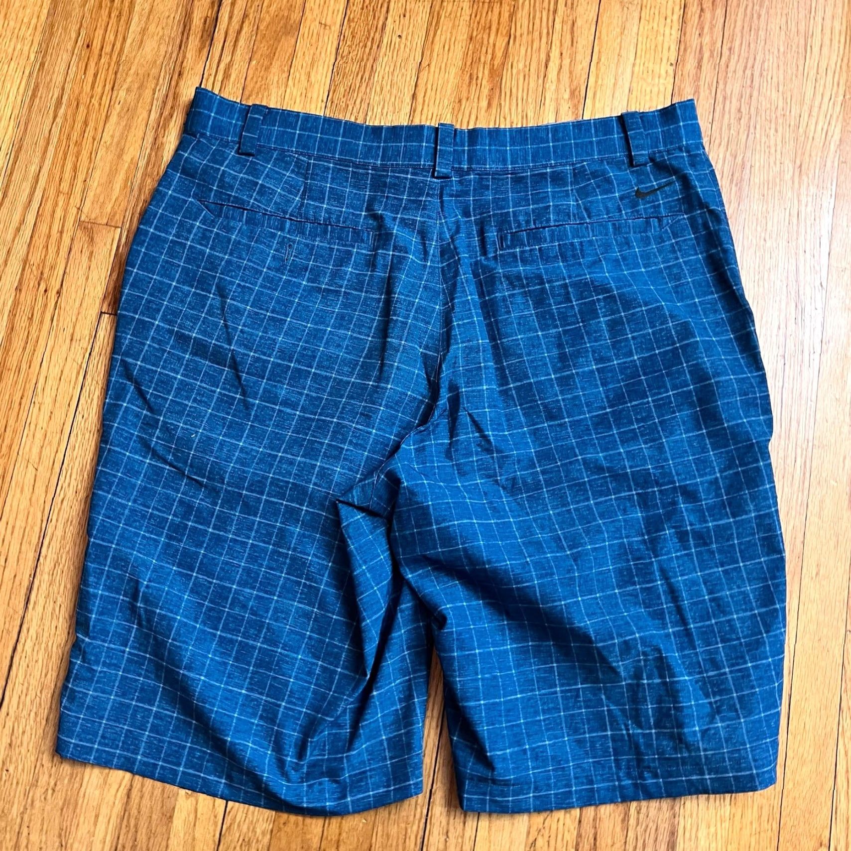 Nike Nike Shorts Mens 34 Blue Plaid Performance Golf Chino Polyester Spandex X10.5 Regular Athletic Mens Size US 34 / EU 50 - 4 Thumbnail