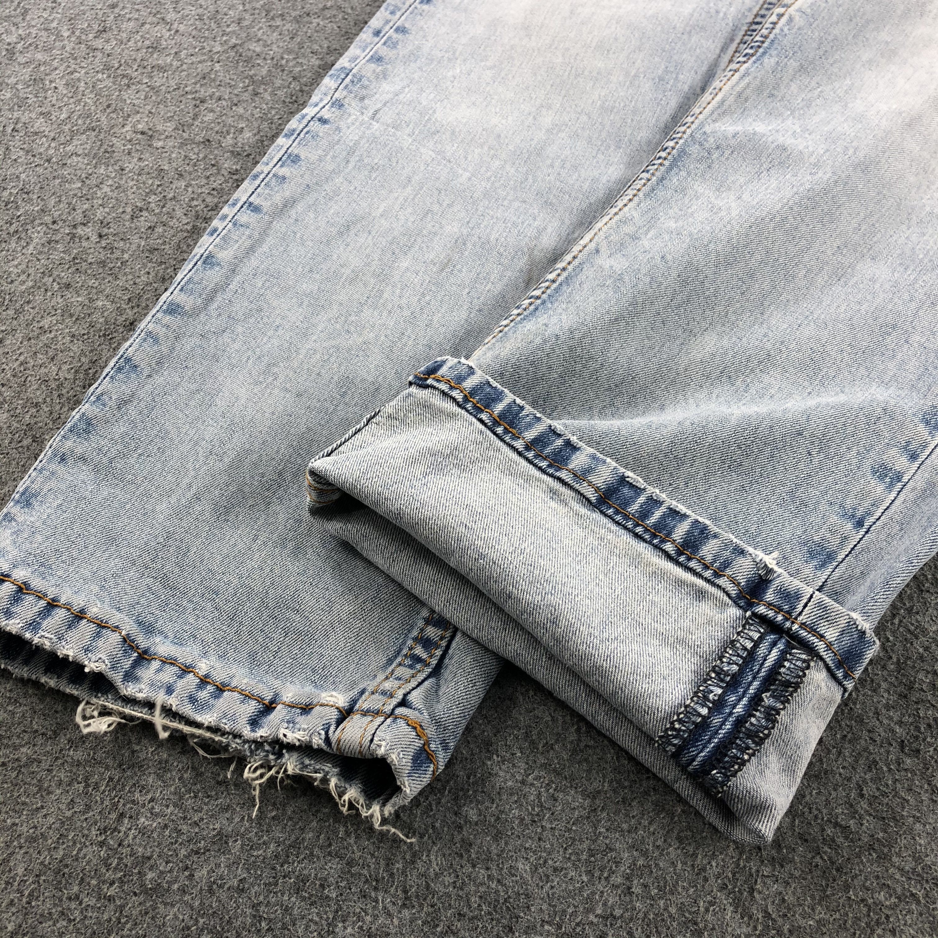 Levi's × Vintage 90s Vintage Levis Light Wash 505 Jeans-JM1696 Size US 31 - 7 Thumbnail