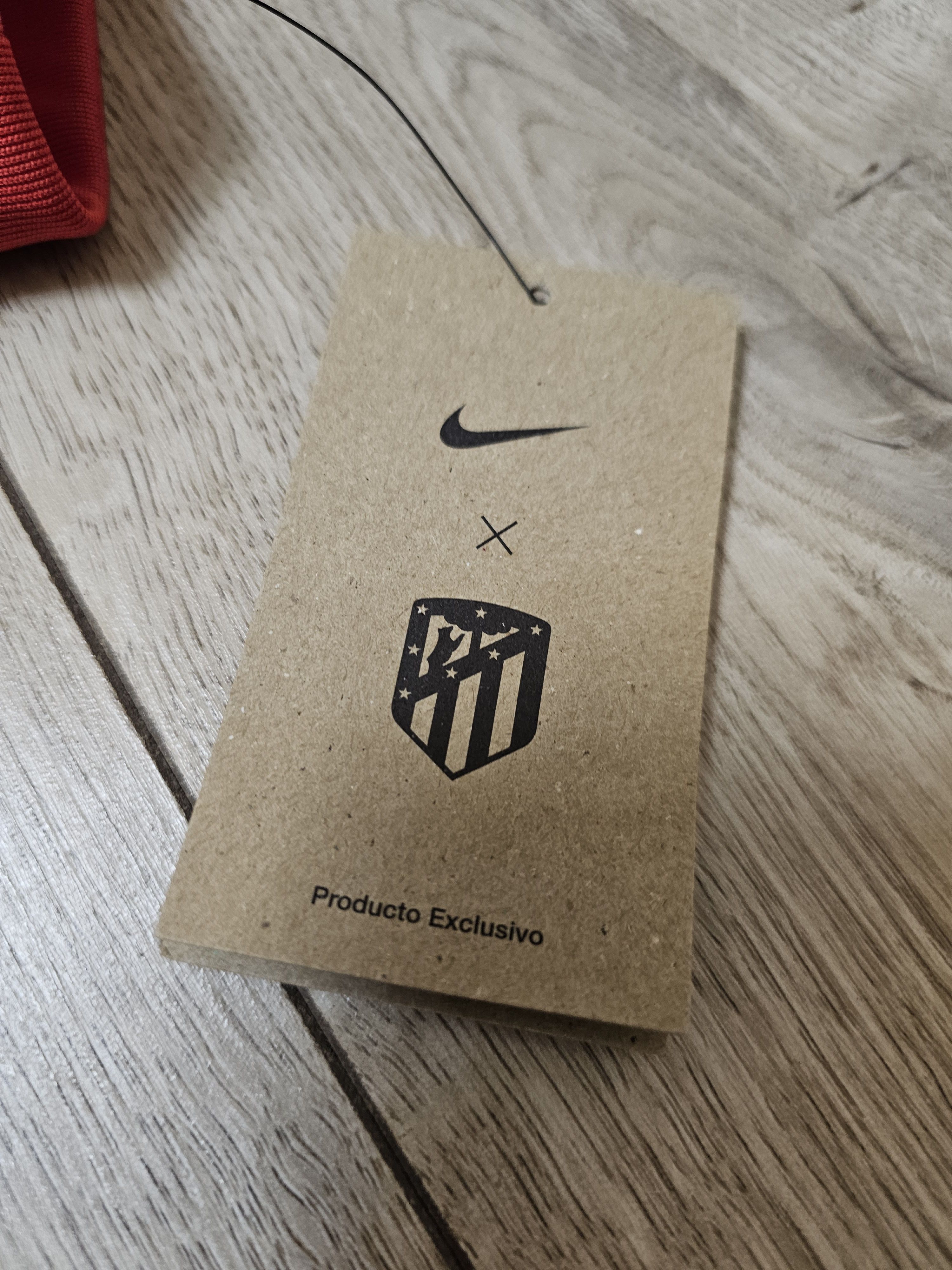 Nike ATLETICO MADRID 2023 2024 CARRASCO FOOTBALL SOCCER JERSEY Size US L / EU 52-54 / 3 - 7 Thumbnail