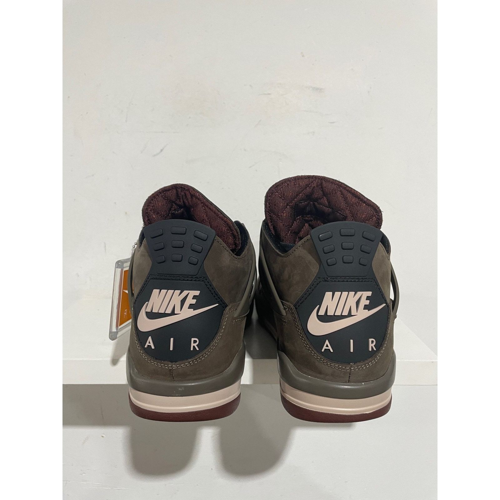 Nike JORDAN 4 RETRO A MA MANIERE DARK MOCHA SIZE 8 NEW Size US 8 / EU 41 - 3 Thumbnail