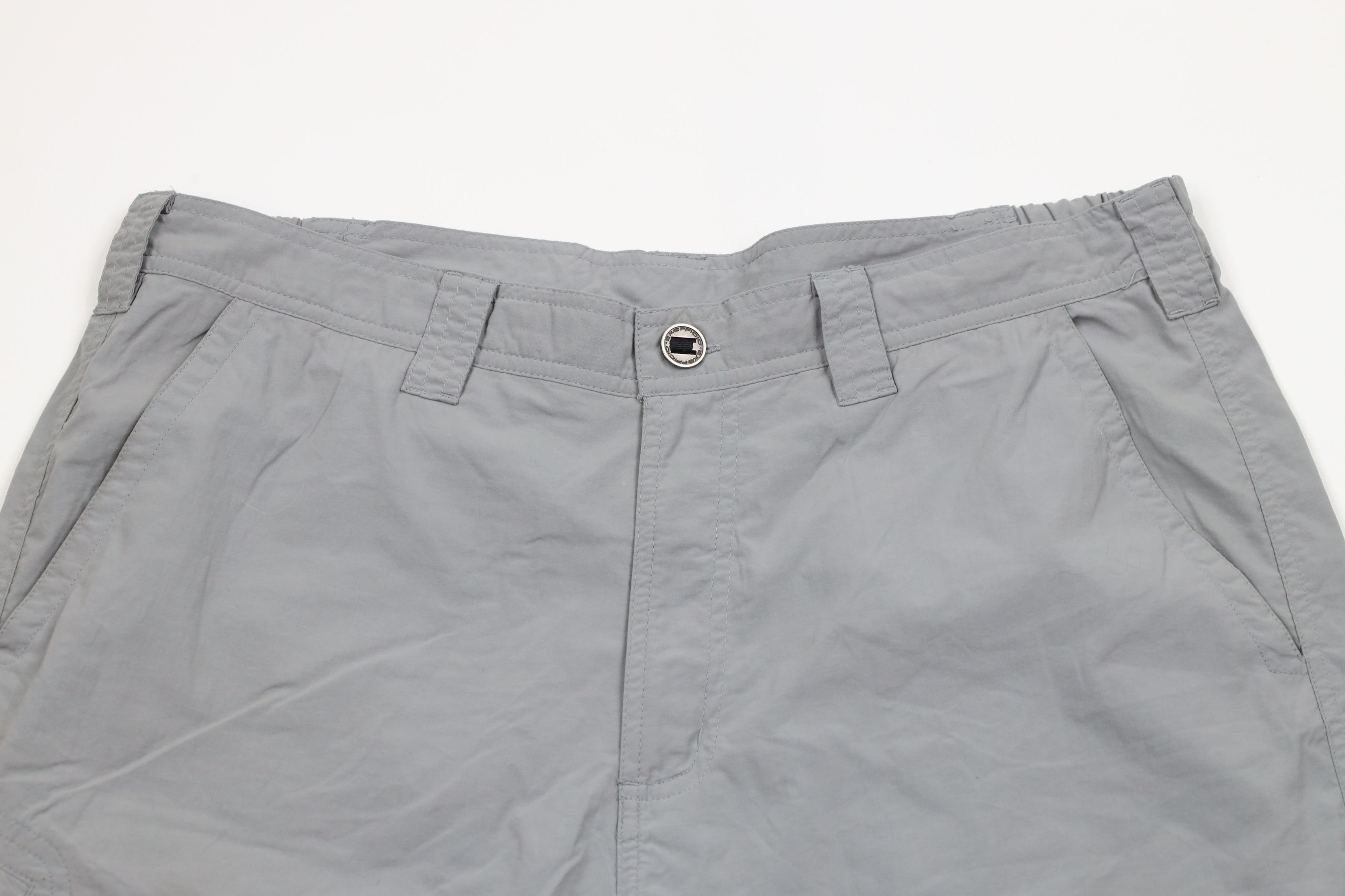 ExOfficio × Vintage Vintage ExOfficio Hiking Trail Cargo Shorts Gray Nylon Size US 36 / EU 52 - 2 Thumbnail