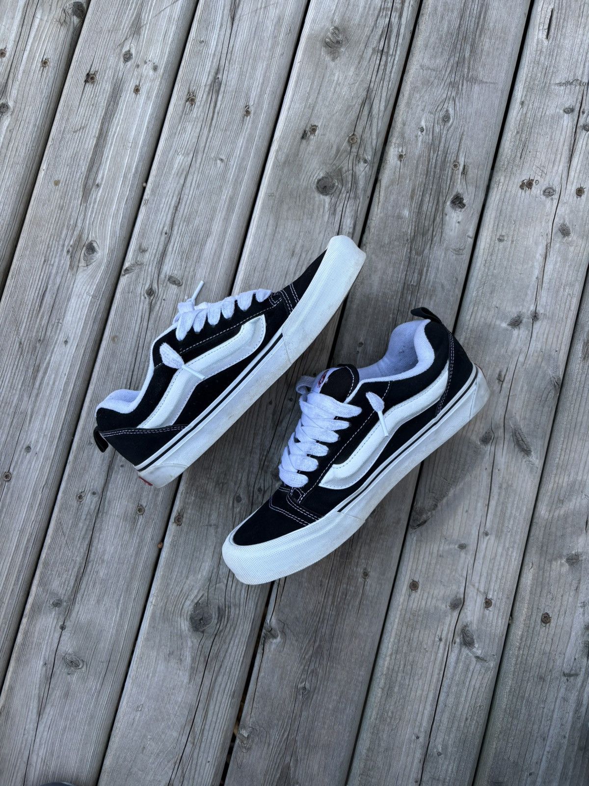 Vans Vans Knu Skool [Black/White] Size US 9 / EU 42 - 1 Thumbnail