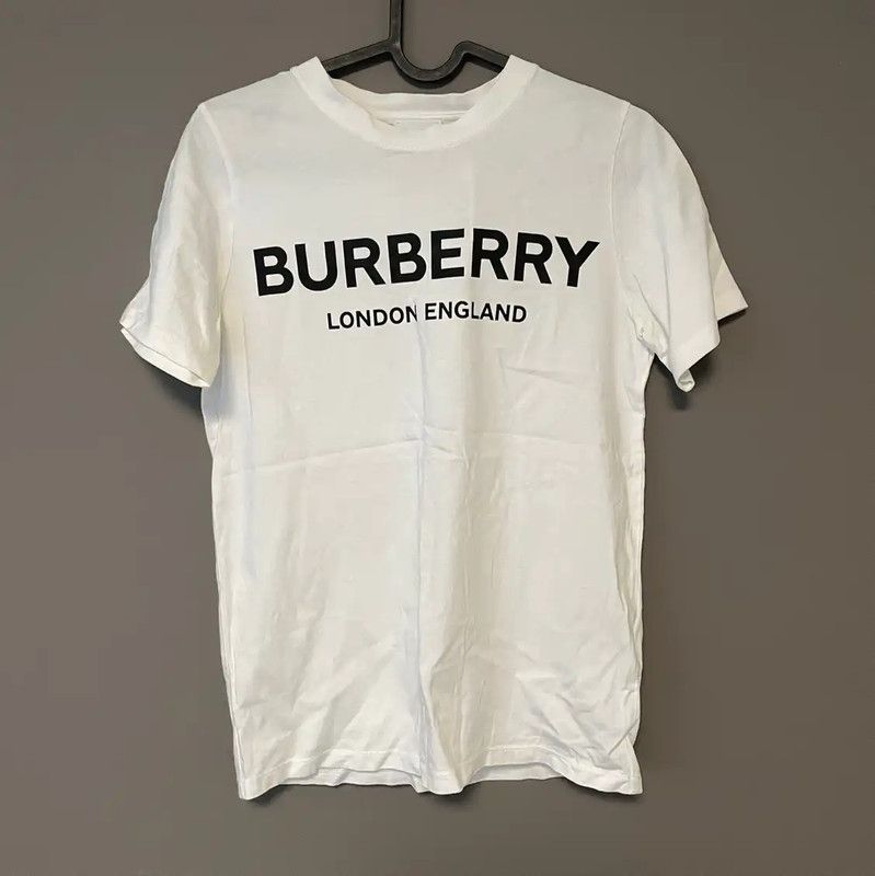Burberry Burberry White Women's T-Shirt with Logo Size XL / US 12-14 / IT 48-50 - 1 Thumbnail