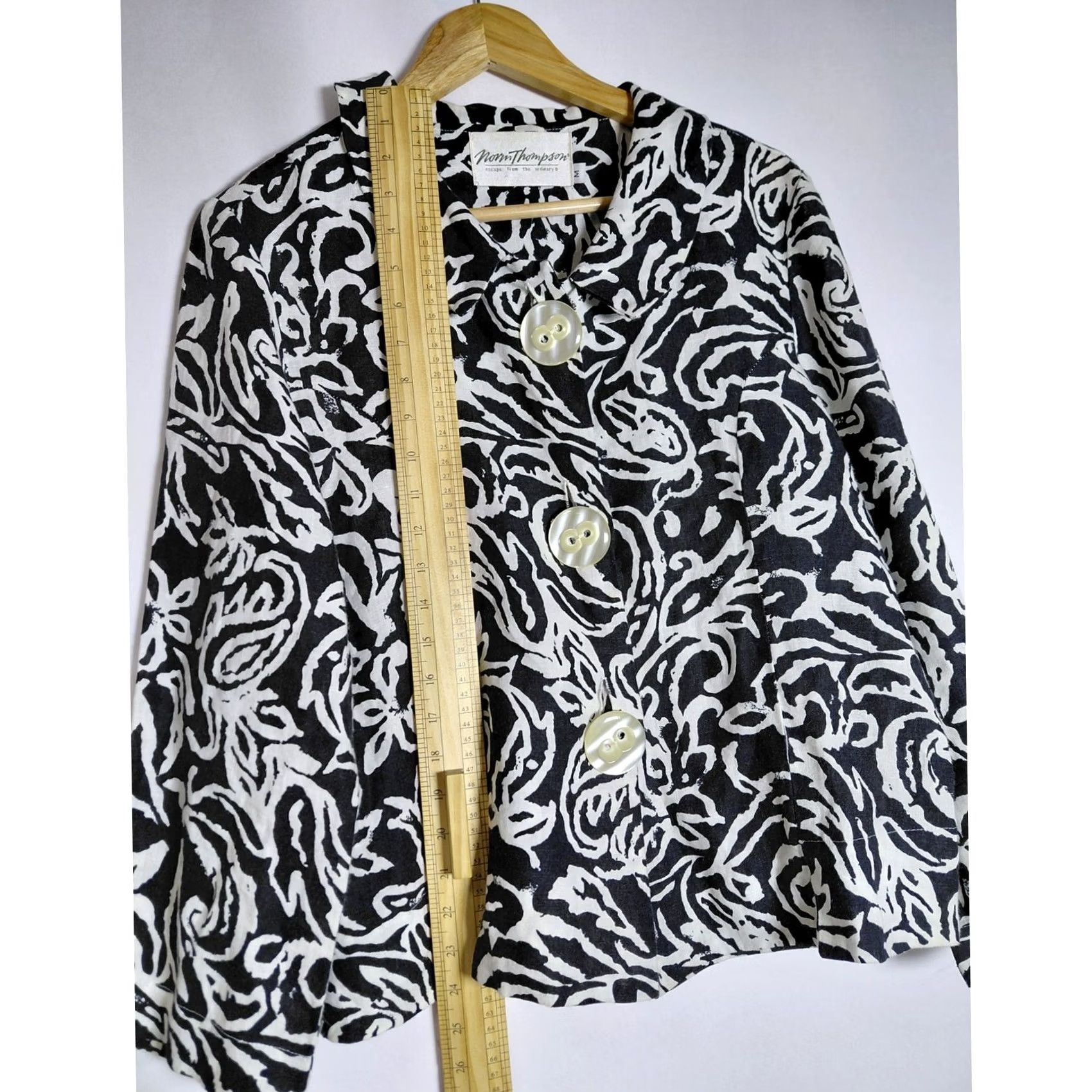 Jim Thompson Norm Thompson Jacket Black White Paisley Long Sleeve 100% Linen Size M Women Size M / US 6-8 / IT 42-44 - 7 Thumbnail