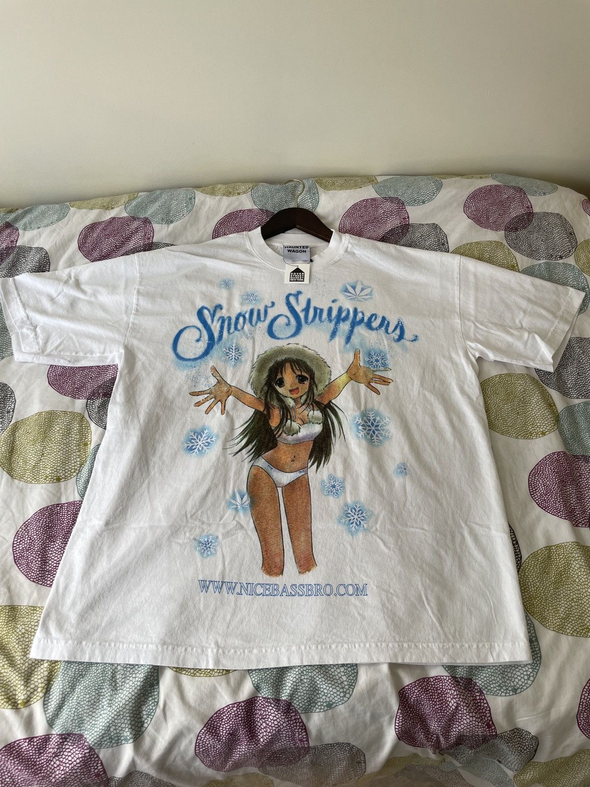 image of Snow Strippers X Online Ceramics Anime Girl Tour 2024 Shirt in White, Men's (Size XL)
