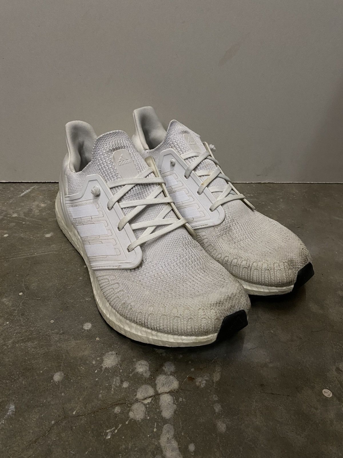 Adidas Triple White Adidas Ultra Boost Size US 11.5 / EU 44-45 - 1 Thumbnail