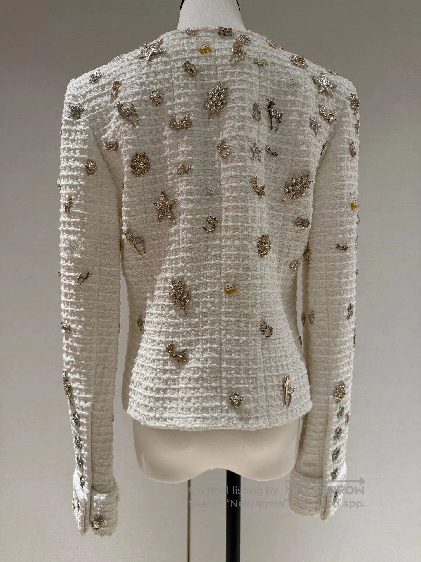 Chanel Chanel 22C Embellished White Jacket. Size US XS / EU 42 / 0 - 2 Thumbnail