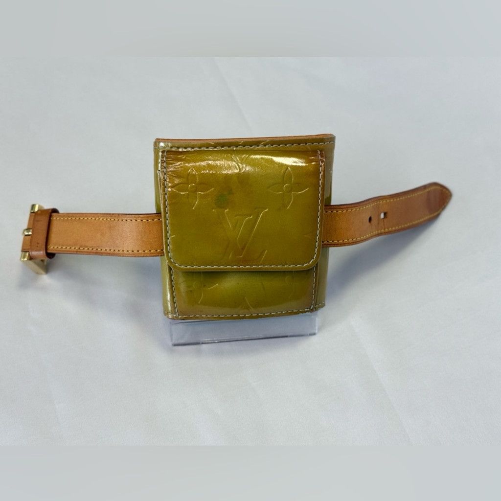 Louis Vuitton RARE LOUIS VUITTON Monogram Leather Vernis Strap Bracelet Size ONE SIZE - 1 Thumbnail