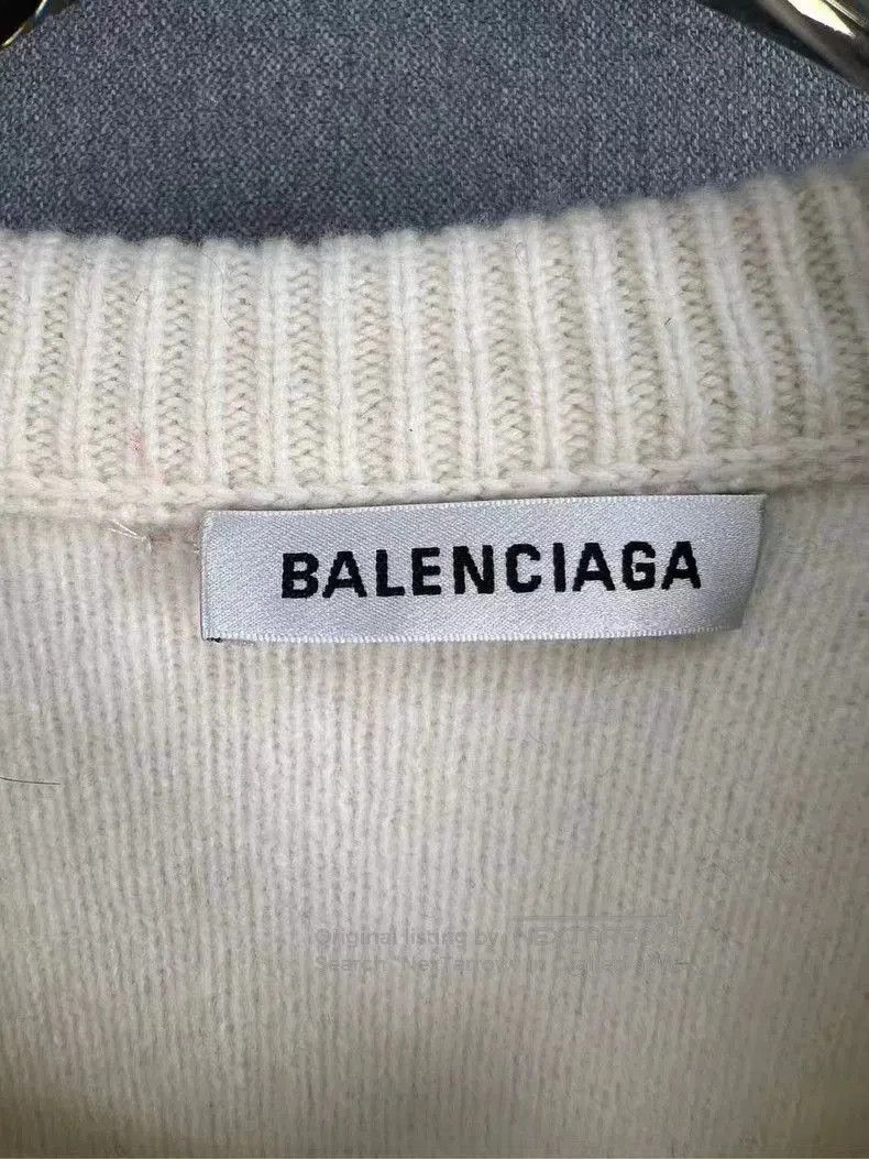 Balenciaga Balenciaga White Sleeve Logo Sweater. Size US L / EU 52-54 / 3 - 4 Thumbnail