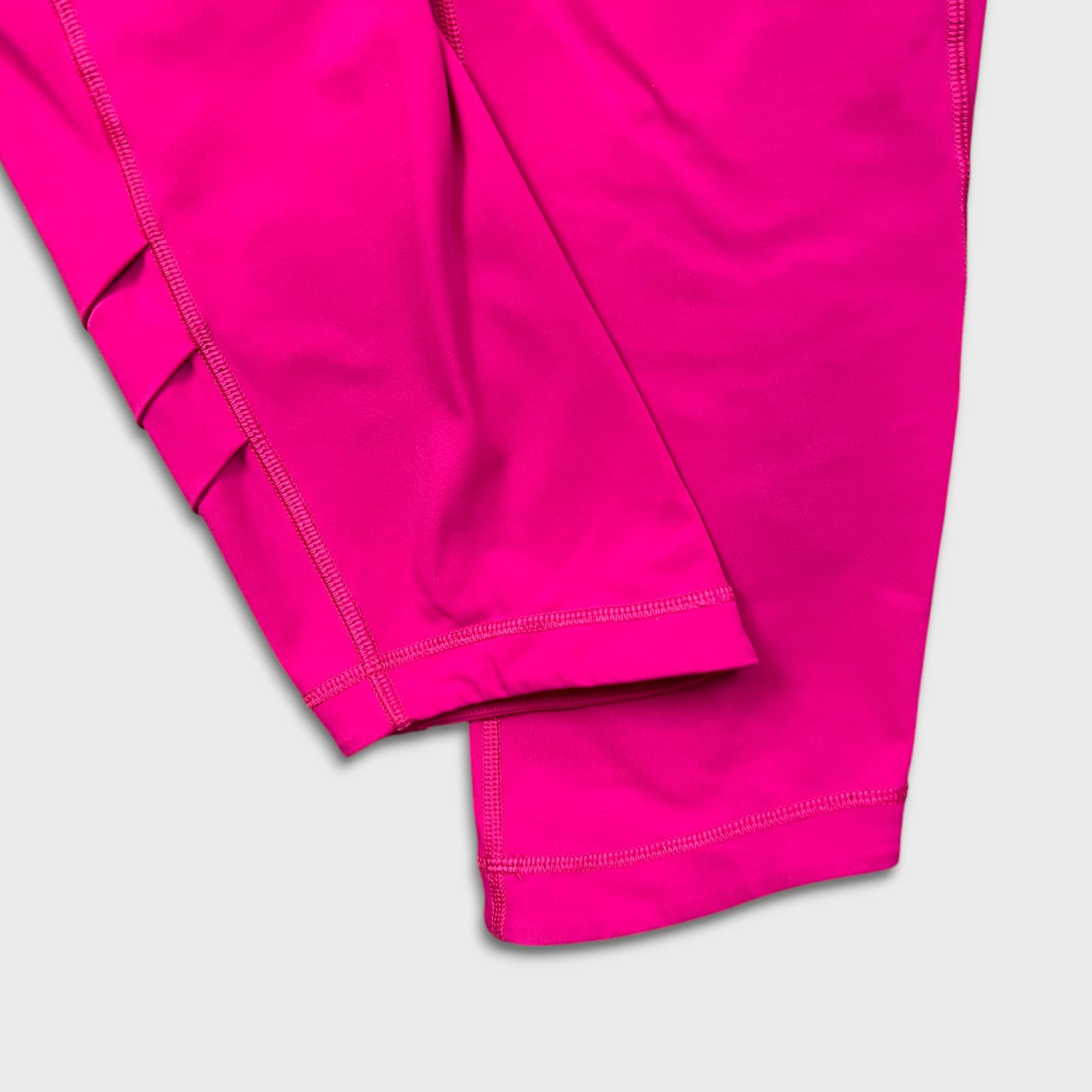 Lululemon Lululemon All You Need Crop Mid Rise Yoga Leggings Athletic Size 30" / US 8 / IT 44 - 8 Thumbnail