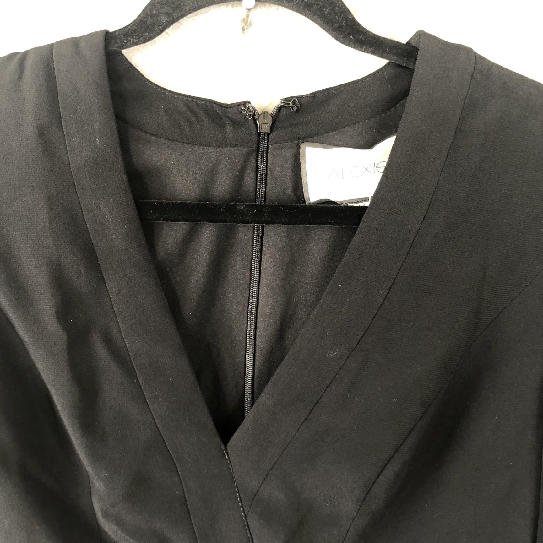 ALEXIS Alexis Dress Womens Medium Black Long Sleeve V Neck Puff Sleeve Mini Elegant Dress Size M / US 6-8 / IT 42-44 - 5 Thumbnail
