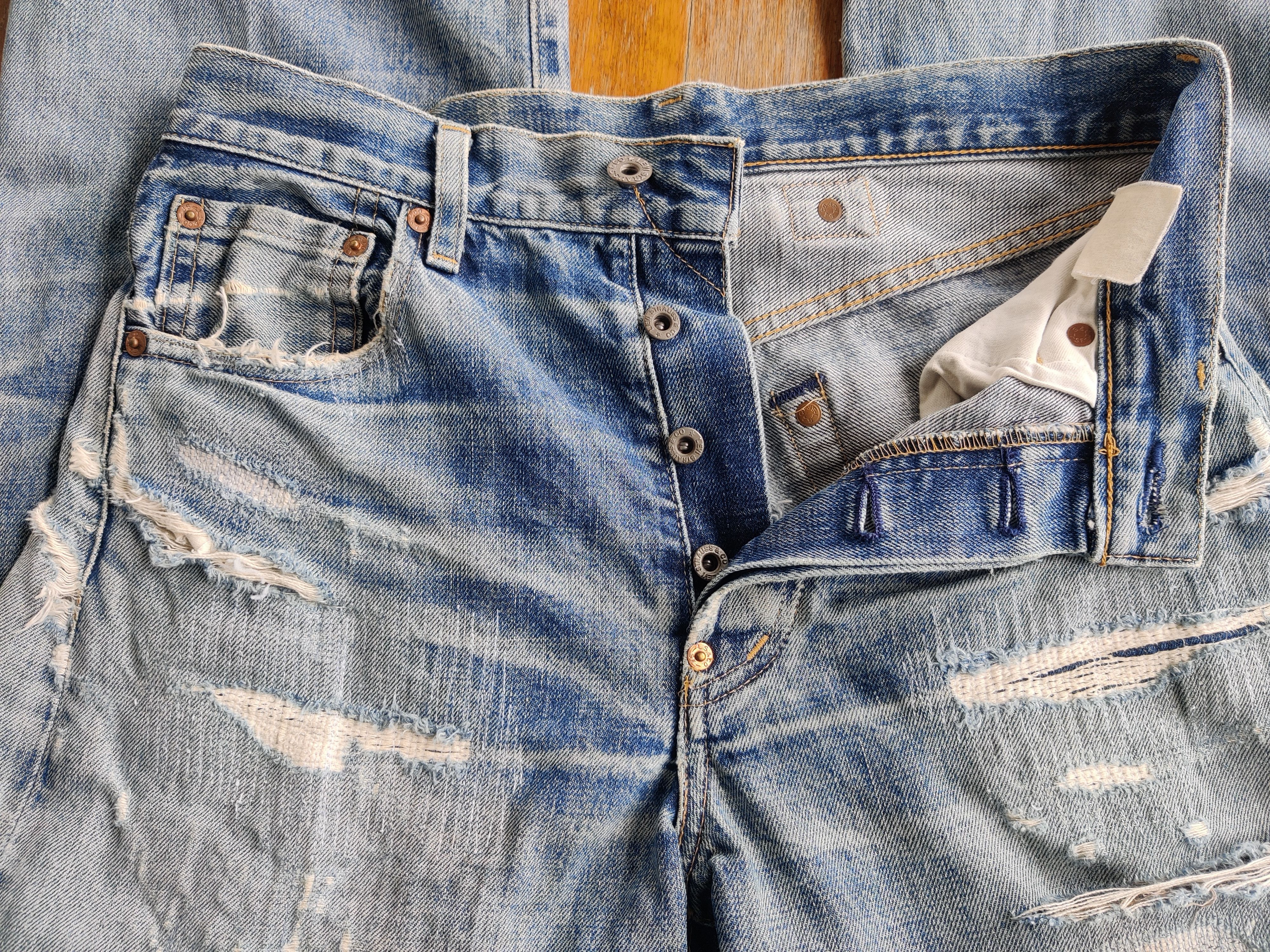 Japanese Brand × Levi's Vintage Clothing Vintage Levi's 702 Big E Selvedge Buckle Back Grunge Size US 30 / EU 46 - 13 Thumbnail