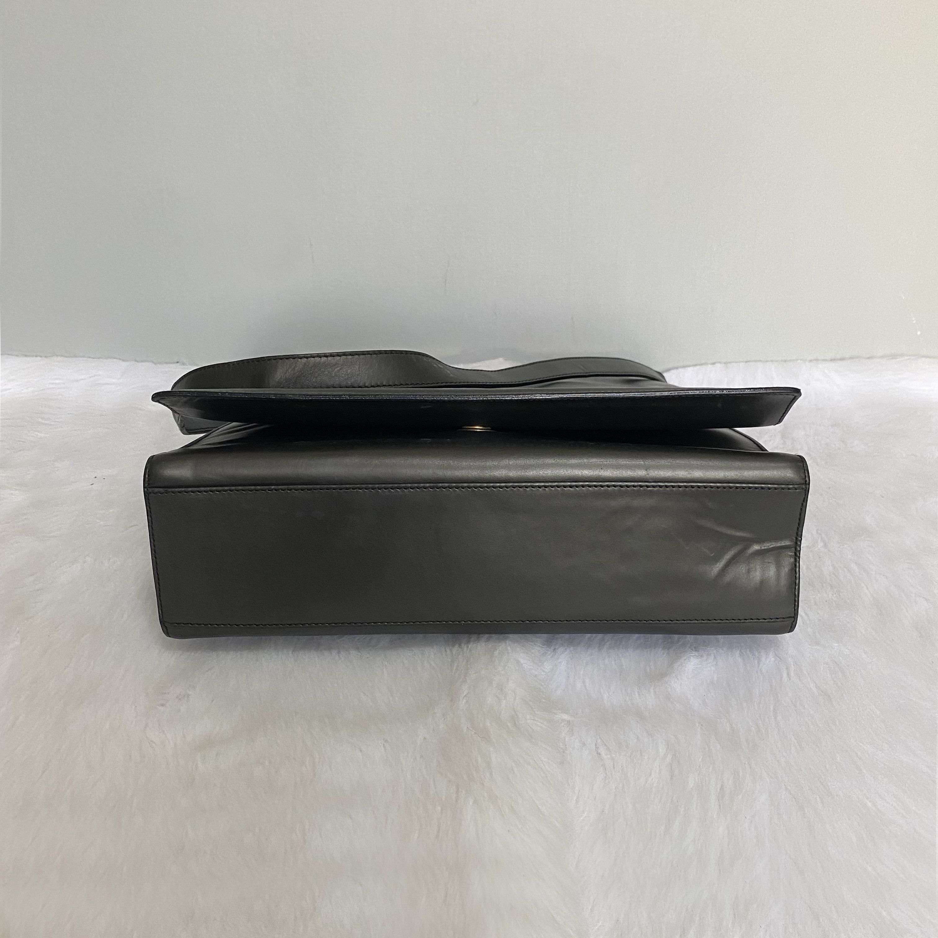 Gucci × Vintage GUCCI Vintage Black Flap Leather Shoulder Bag Size ONE SIZE - 5 Thumbnail
