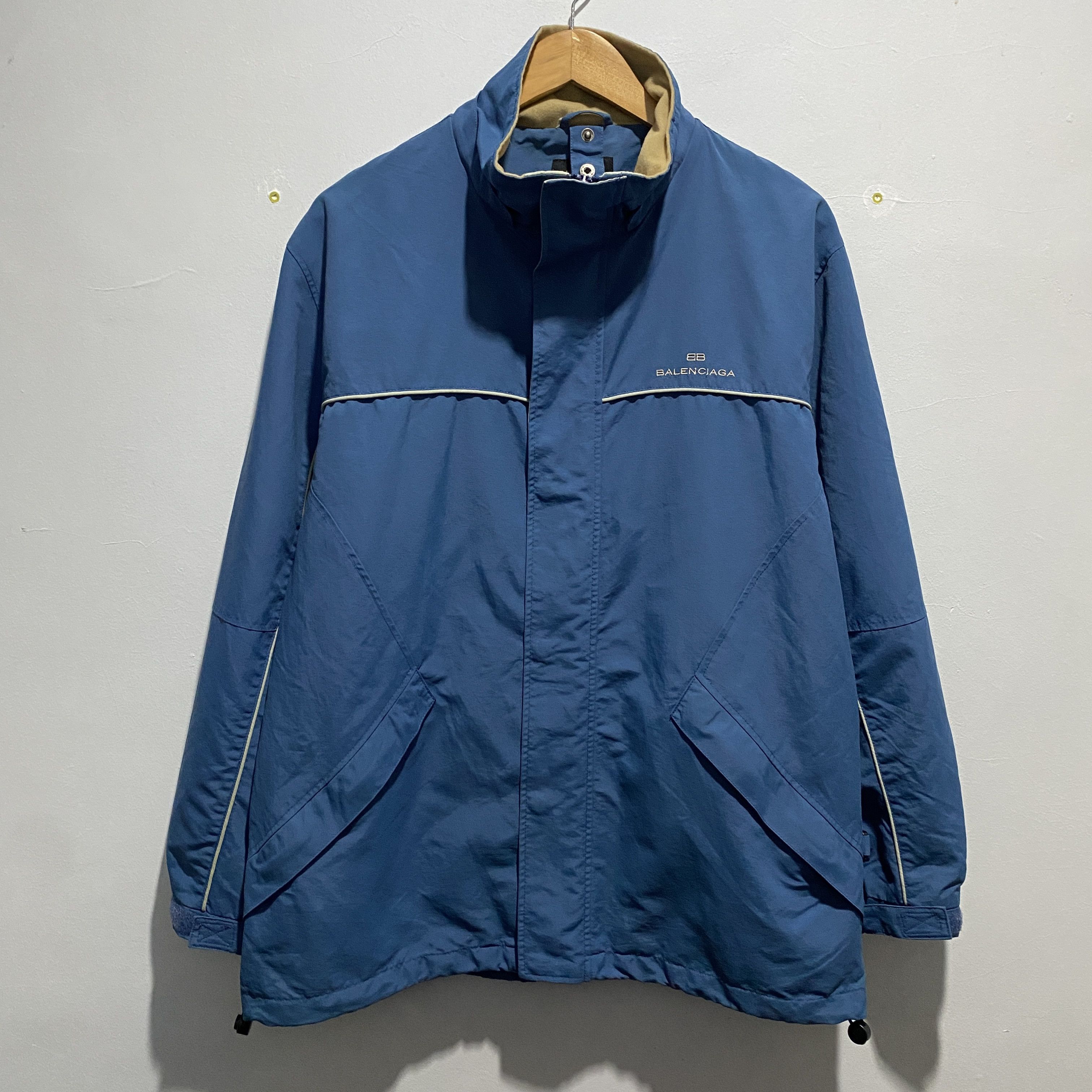 Balenciaga Balenciaga Embroidered Light Jacket L/XL Size US XL / EU 56 / 4 - 1 Thumbnail