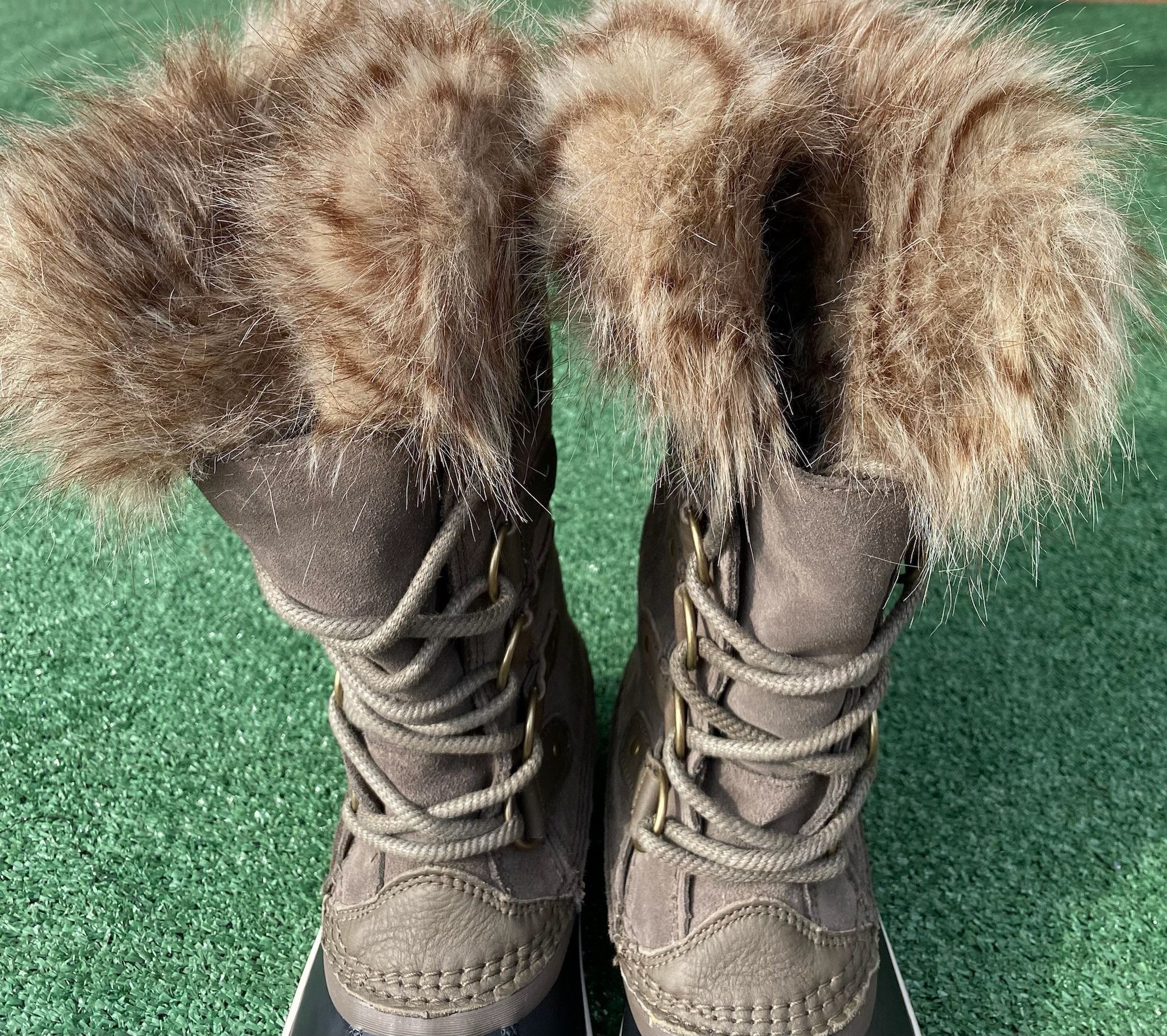 SOREL Sorel Joan Of Arctic Grey Suede Faux Fur Trimmed Boots 7.5 Size US 7.5 / IT 37.5 - 4 Thumbnail