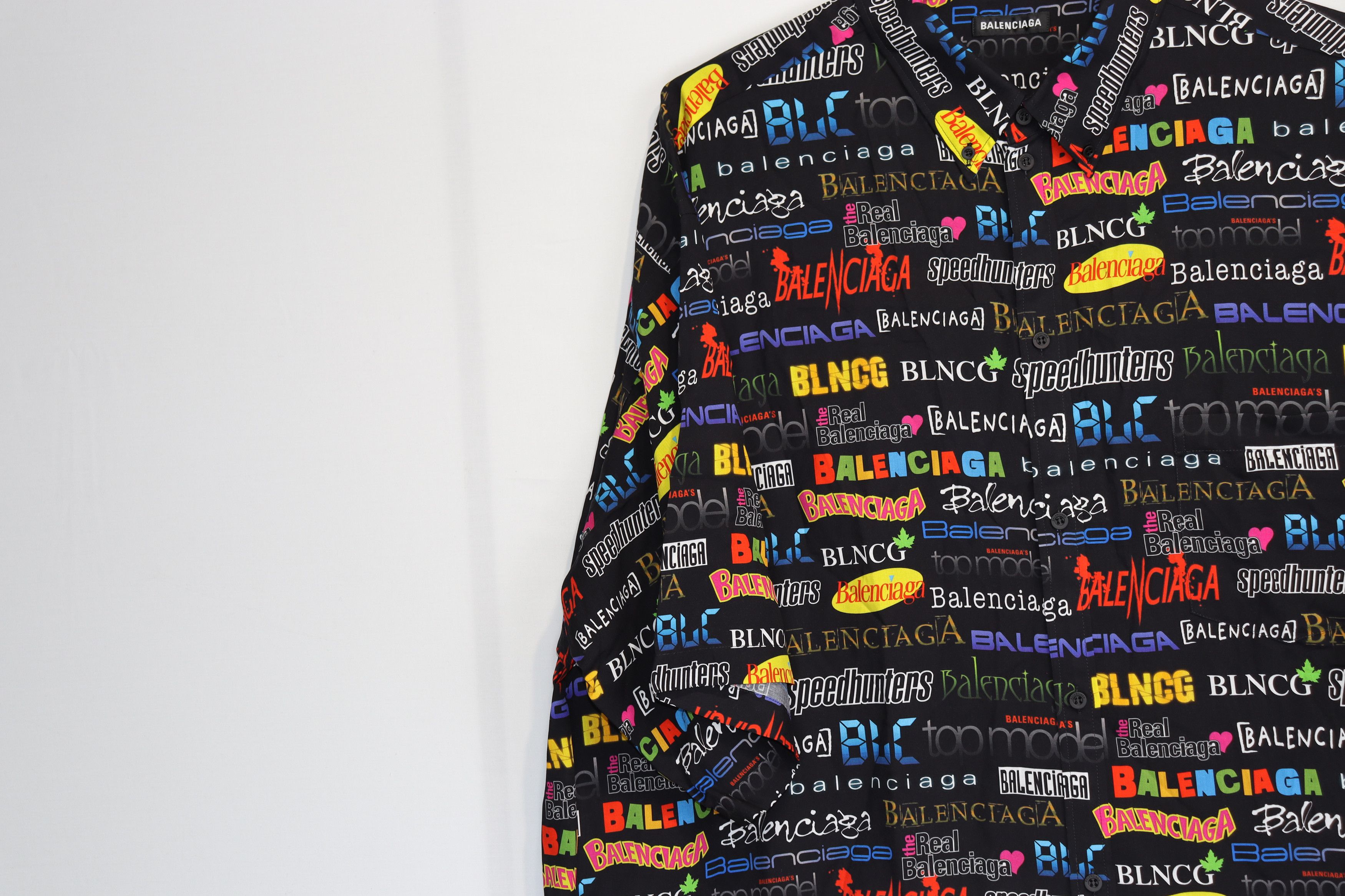 Balenciaga All Over Multi Logo Print Vacation Shirt in Multicolor Size US XL / EU 56 / 4 - 6 Thumbnail