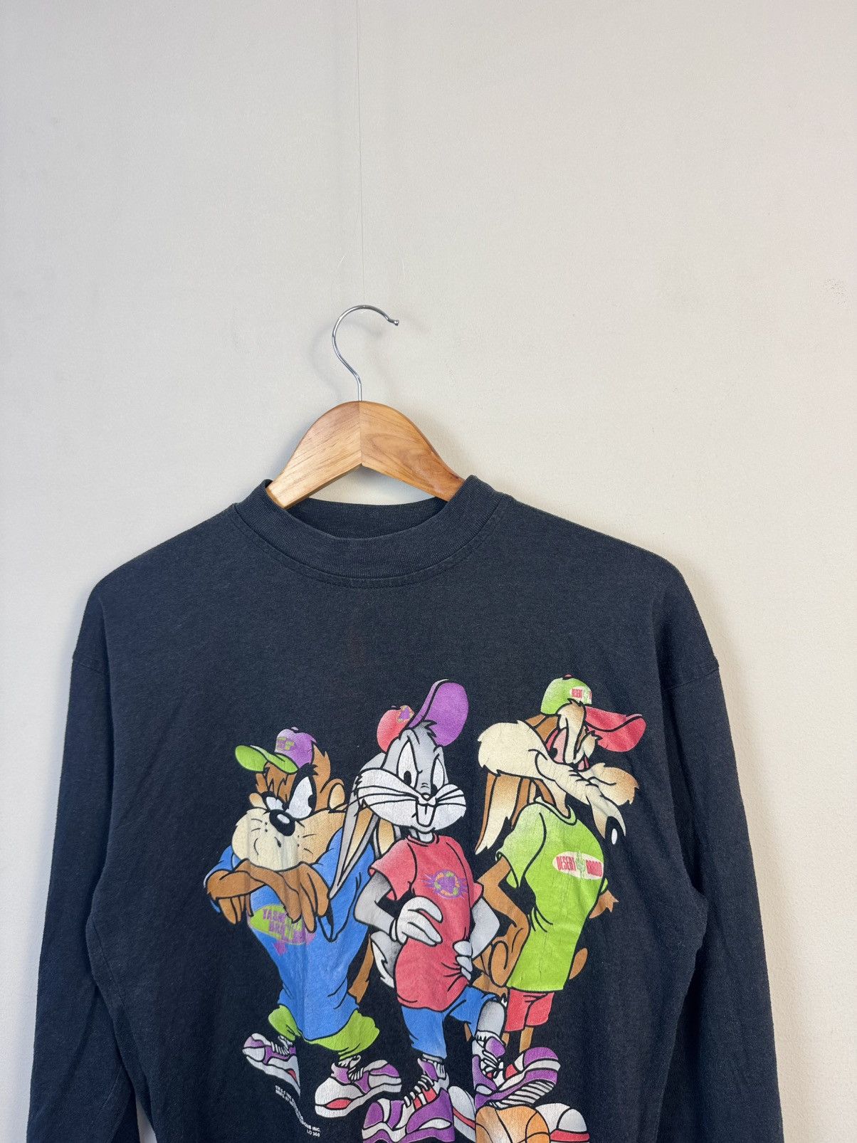 Vintage × Warner Bros 1995 Looney Tunes basketball vintage graphic tee Size US M / EU 48-50 / 2 - 2 Thumbnail