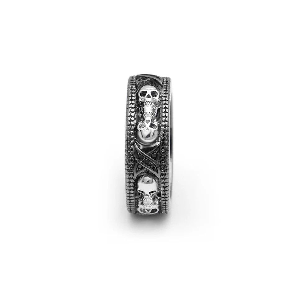 Jewelry × Vintage Classic Black Goth Skull Ring Size ONE SIZE - 2 Thumbnail