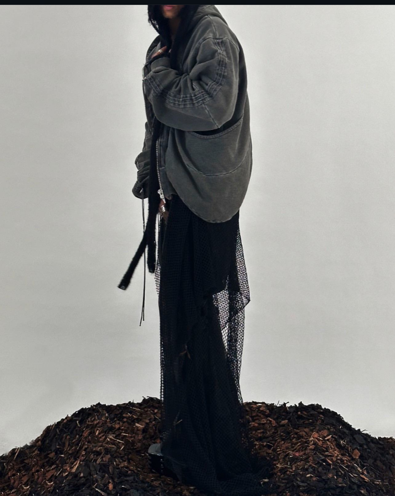 SHINE LUXURY 《SLURP HIGH》SHINE LUXURY “GOLUCIDA”ZIPPER CARGO HOODIE Size US L / EU 52-54 / 3 - 16 Thumbnail