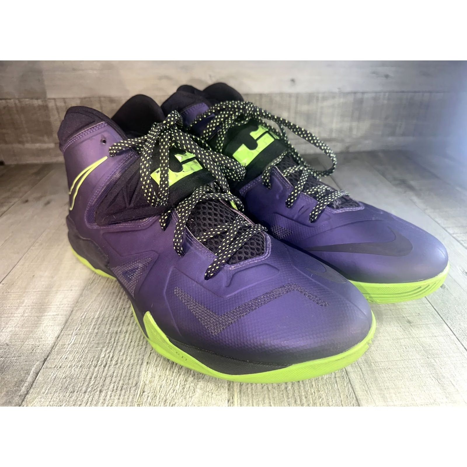 Nike Nike LeBron Zoom Soldier VII Sneaker Mens 14 Purple Lime 2013 90s Colorful Sports Basketball Shoes Size US 14 / EU 47 - 2 Thumbnail