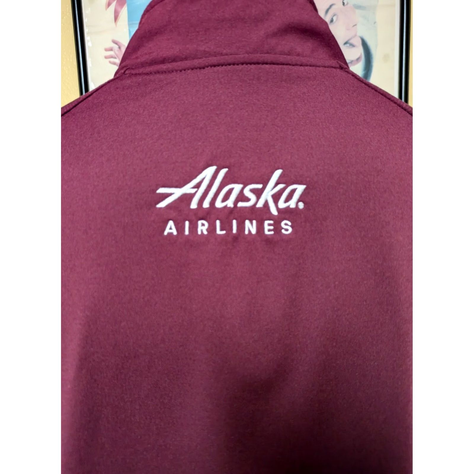 Holloway Alaska Airlines Long Sleeve Pullover Shirt XL Wolf Logo Pullover Sweatshirt Mens Red Logo 90s Style Size US L / EU 52-54 / 3 - 4 Thumbnail
