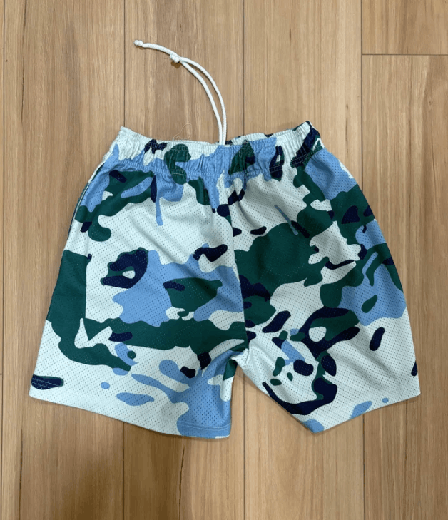 Eric Emanuel SS20 Eric Emanuel EE Basic/Core Short Blue/Green Camo Size M Size US 30 / EU 46 - 3 Thumbnail