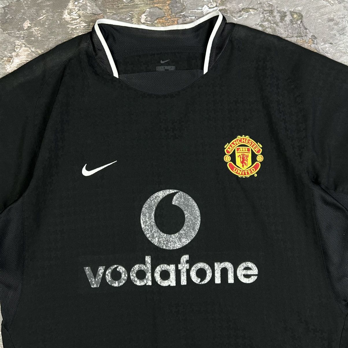 Vintage Nike Manchester United Vodafone Football 2003-2004 Jersey Size US M / EU 48-50 / 2 - 3 Thumbnail