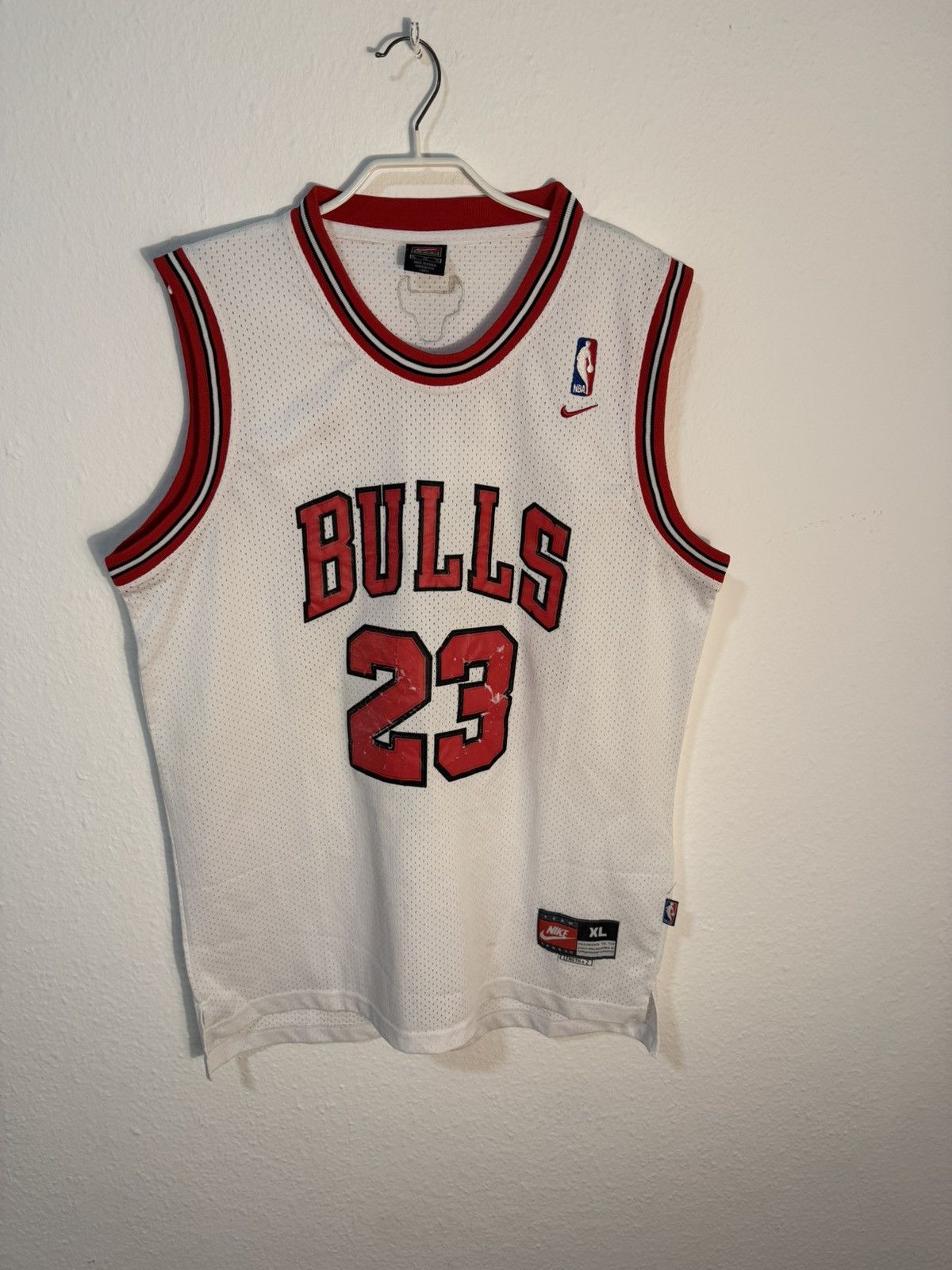 Jordan Brand × NBA × Vintage Vintage Nike Michael Jordan Chicago Bulls Jersey #23 Size US XL / EU 56 / 4 - 1 Thumbnail