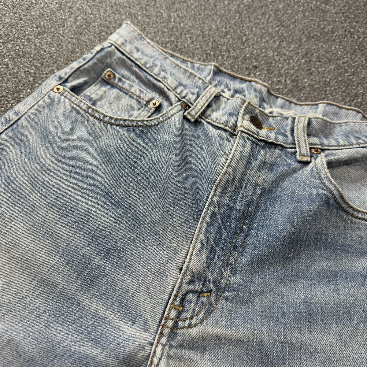 Levi's Vintage Clothing Vintage 80s 503-0217 Light Faded Washed Distressed Denim Size US 31 - 13 Thumbnail
