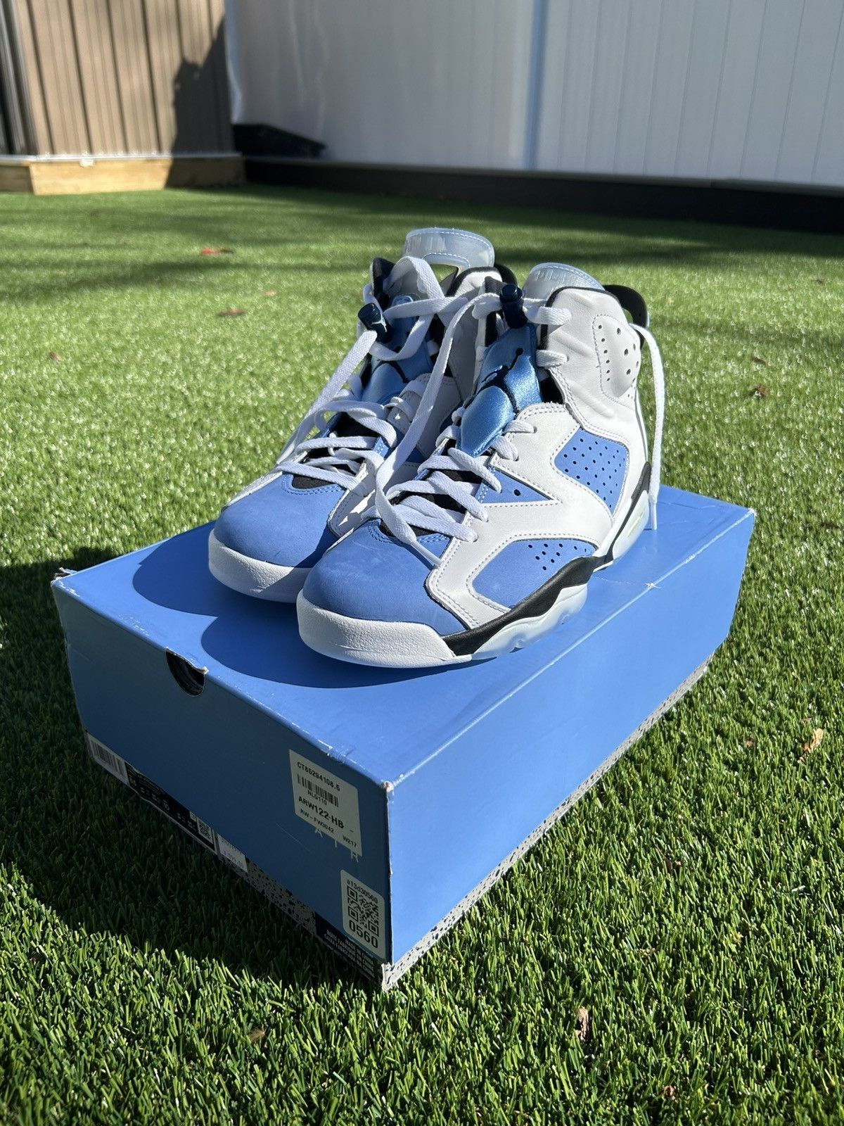 Jordan Brand Jordan 6’s UNC Mens 8.5 Size US 8.5 / EU 41-42 - 1 Thumbnail