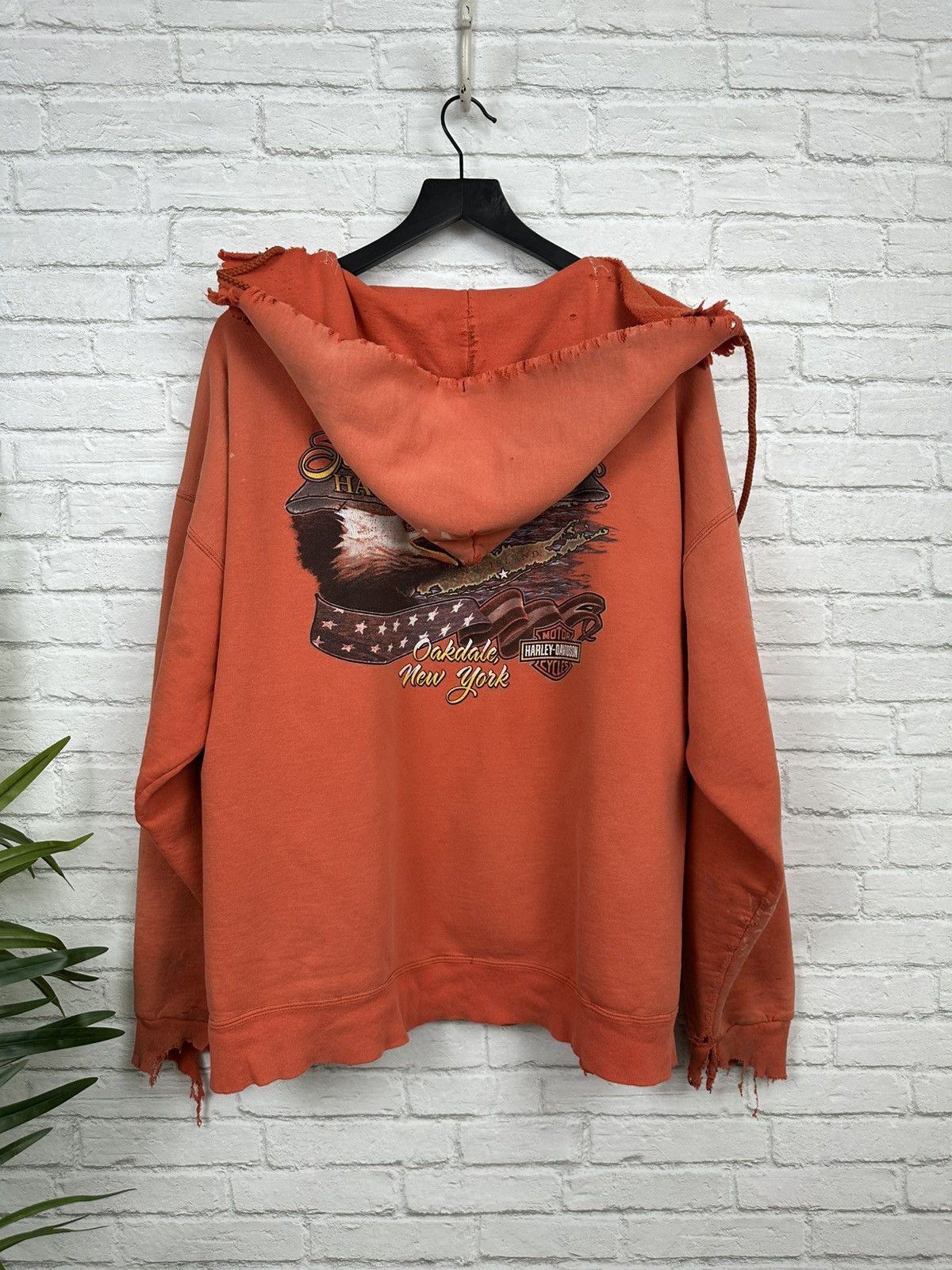 Harley Davidson (XL) ABSOLUTELY BLASTED OUT THRASHED Harley Davidson Hoodie Size US XL / EU 56 / 4 - 19 Thumbnail