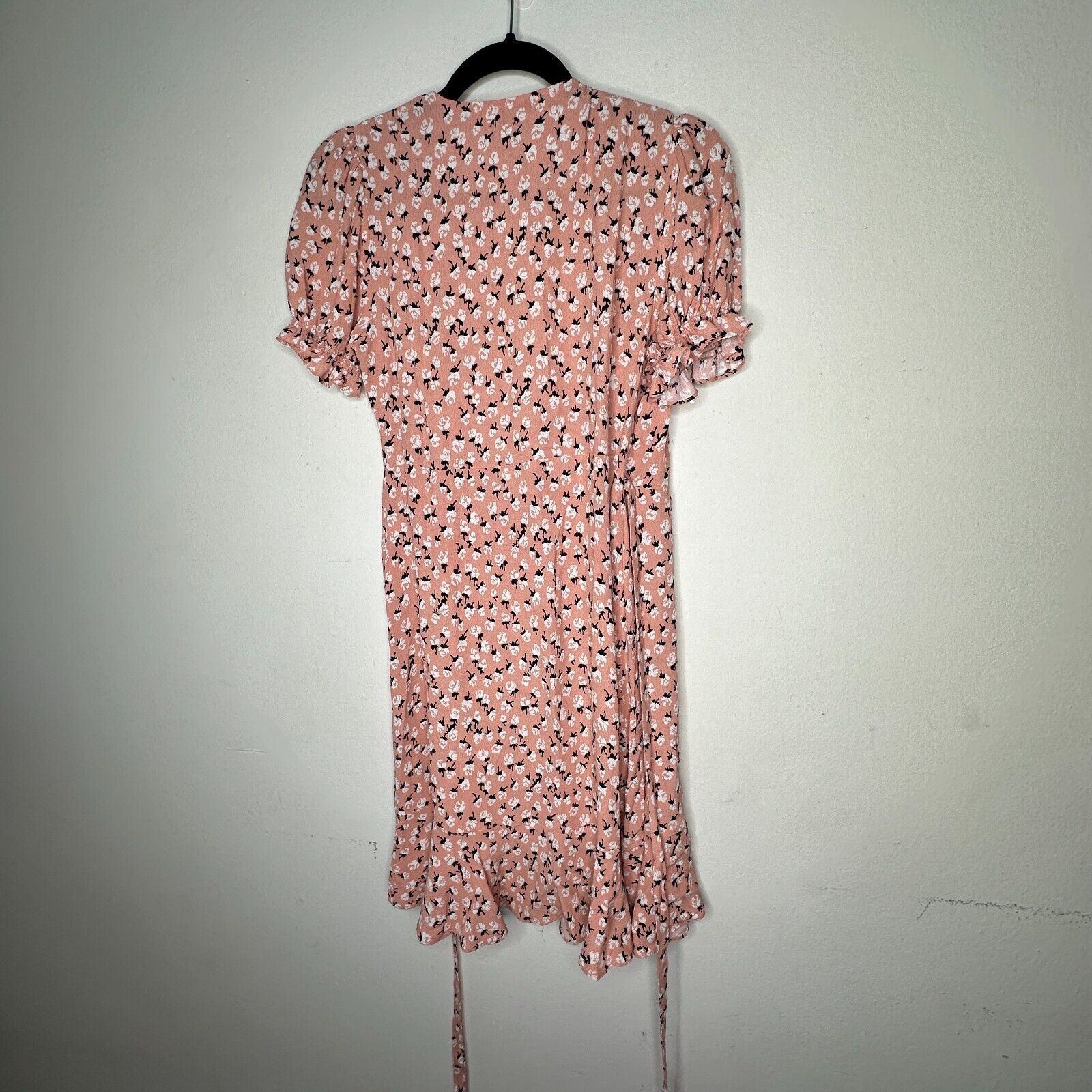 Diane von Furstenberg Diane Von Furstenberg Floral Ruffled Wrap Mini Puff Sleeve S Size S / US 4 / IT 40 - 8 Thumbnail