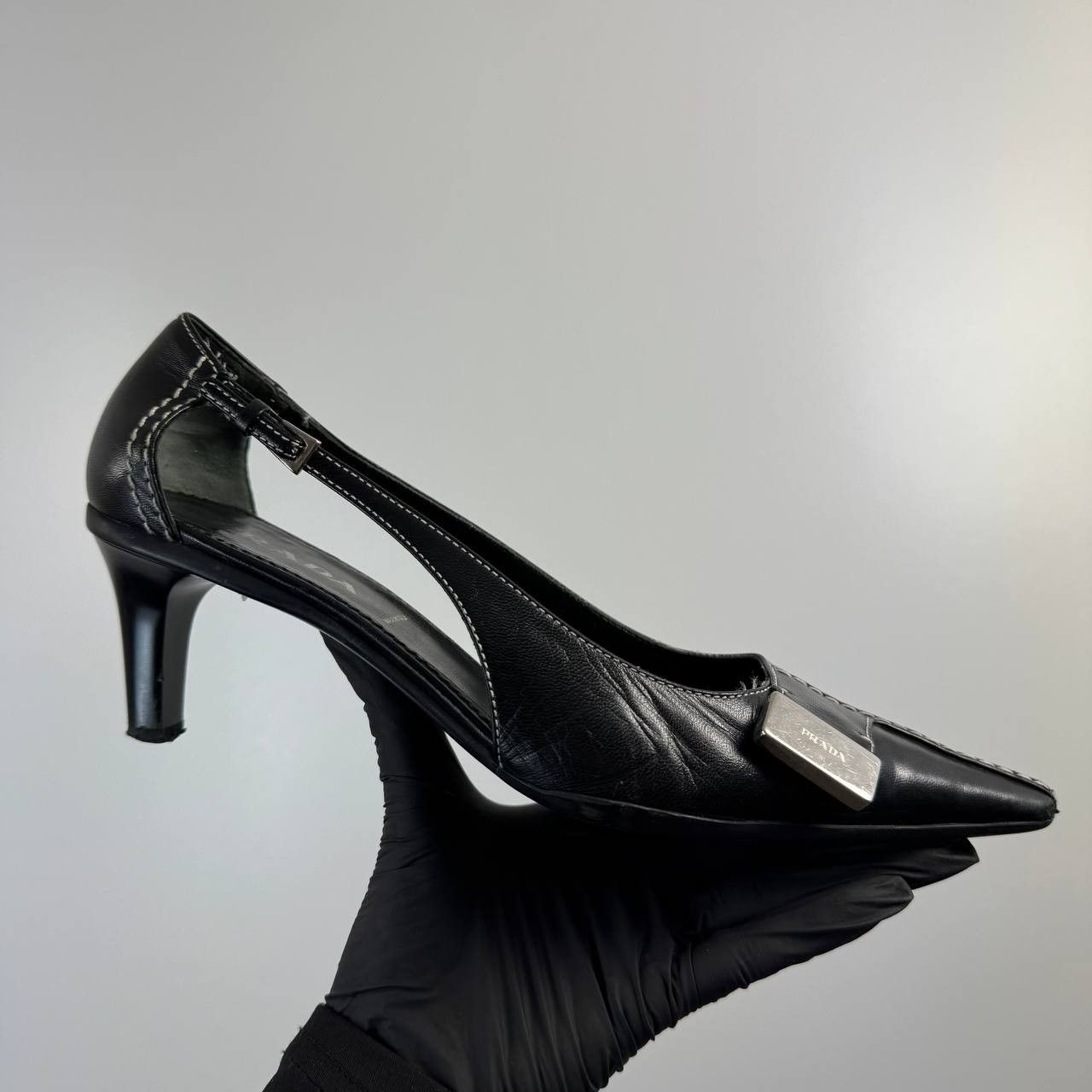 Prada Vintage Prada Slingback Pointed-Toe Kitten Heel Size 35.5 EU Size US 5.5 / IT 35.5 - 6 Thumbnail