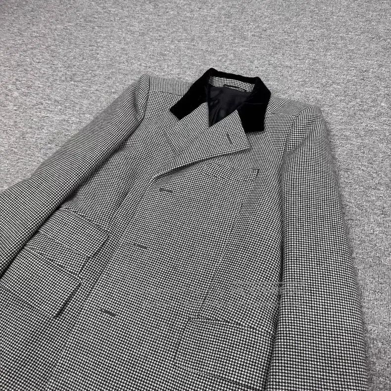 Balenciaga Balenciaga Long Checkered Wool Tweed Coat Size US S / EU 44-46 / 1 - 3 Thumbnail