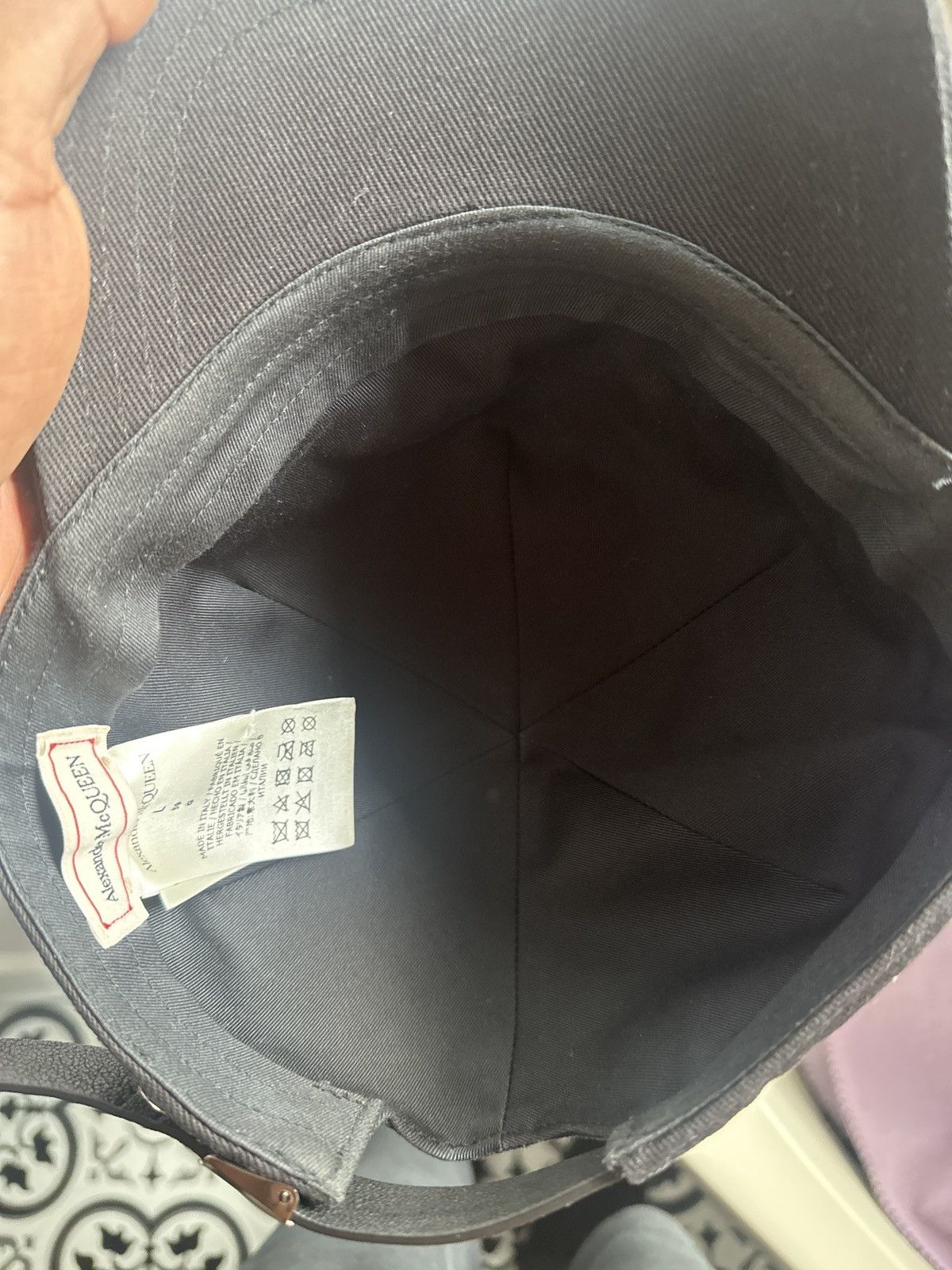 Alexander McQueen × Designer Alexander McQUEEN Baseball Hat (black) Size ONE SIZE - 7 Thumbnail