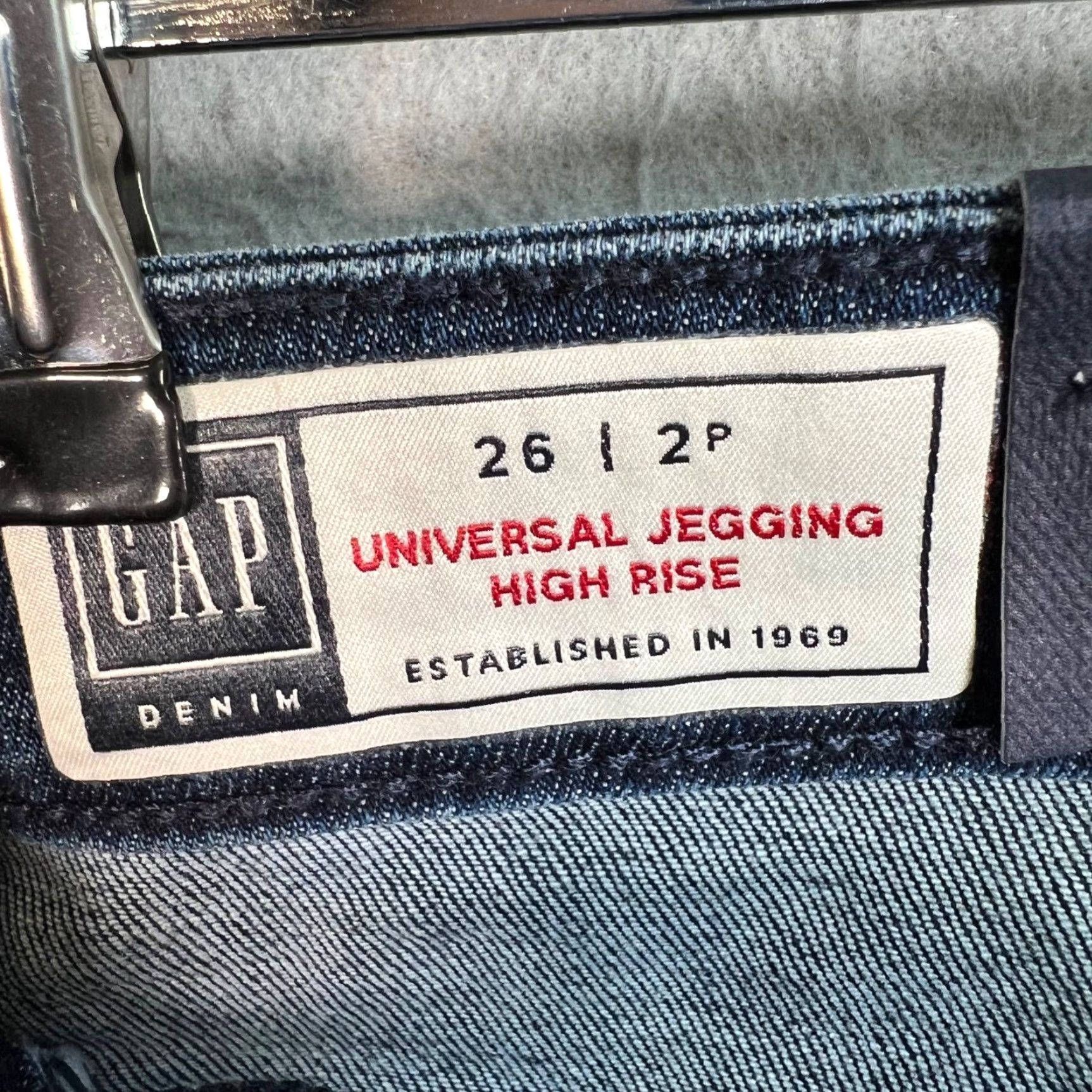 Gap Gap Jeans Womens Size 26 2P Universal Mid Rise Jegging Denim Blue Stretch Shirt? Size 26" / US 2 / IT 38 - 3 Thumbnail