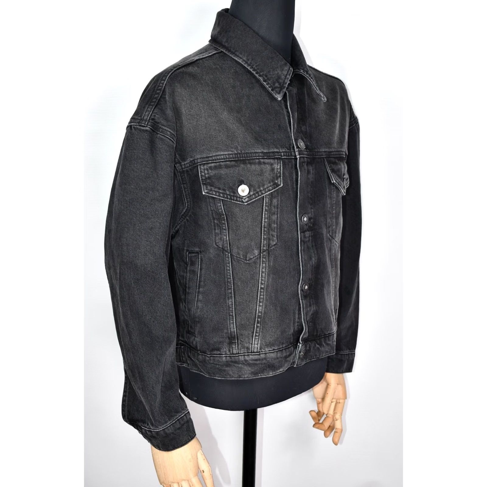 Allsaints All Saints Avets Trucker Jacket Mens M Black Denim 100% Cotton Solid Regular Size M Jacket Mens Black 2000s Fashion Fits Size US M / EU 48-50 / 2 - 6 Thumbnail